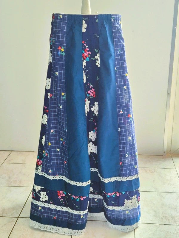 Jupe longue folk vintage - détail dentelle et patchwork