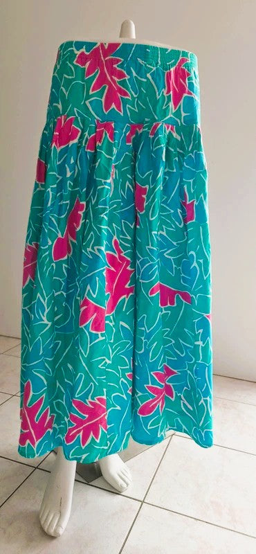 Étiquette taille M 100% coton Made in Philippines