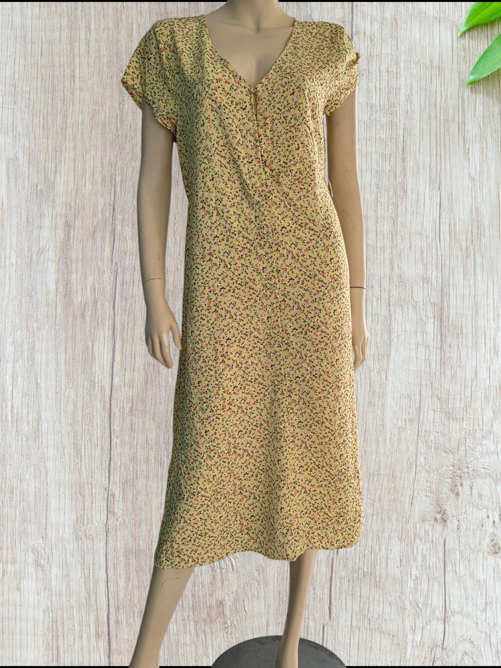 Robe Midi Studio B by Bobeau Jaune Fleuri — Col V Manches Volantées — XL — Très bon état
