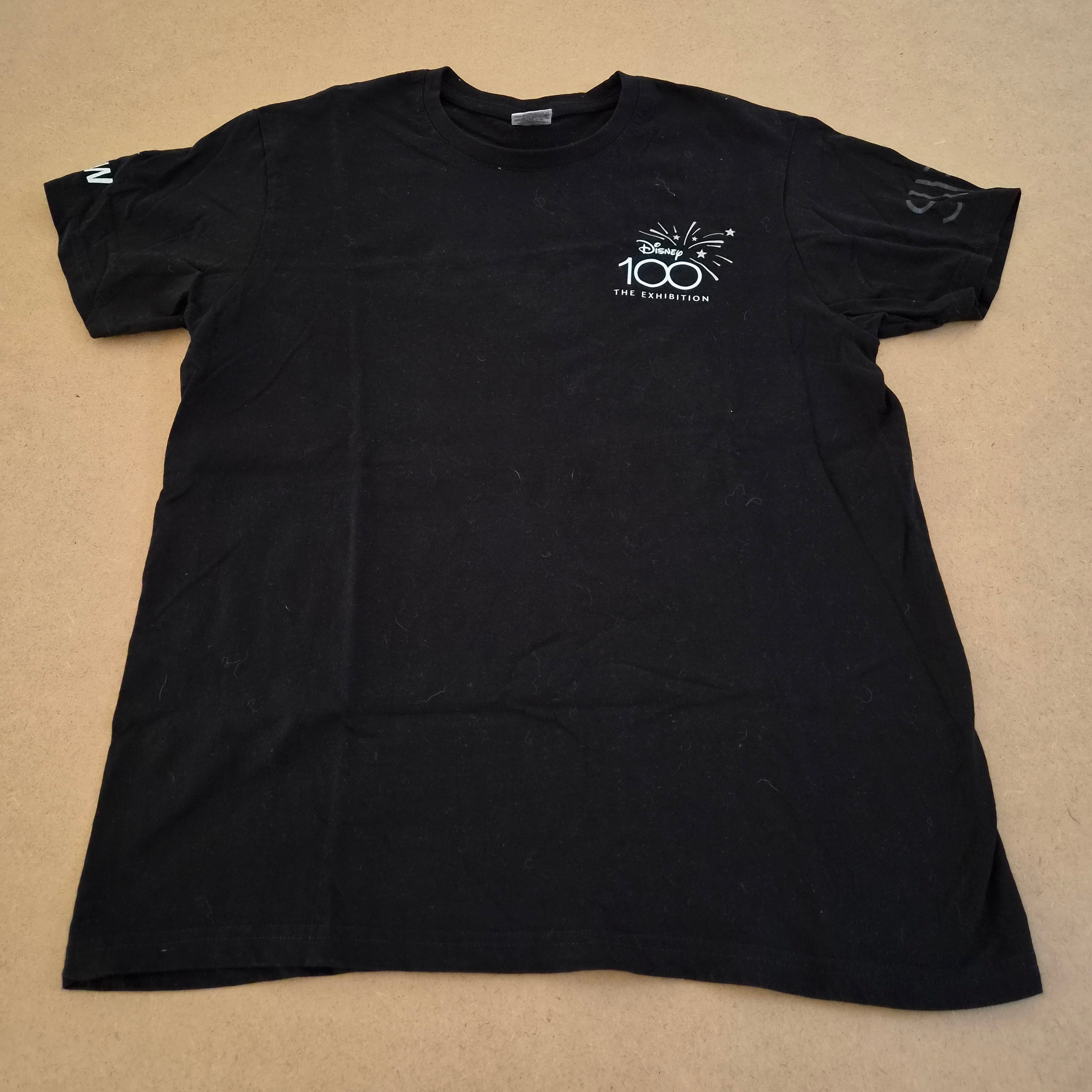 T-Shirt Collector "Disney 100: The Exhibition" – Officiel CREW – Taille M