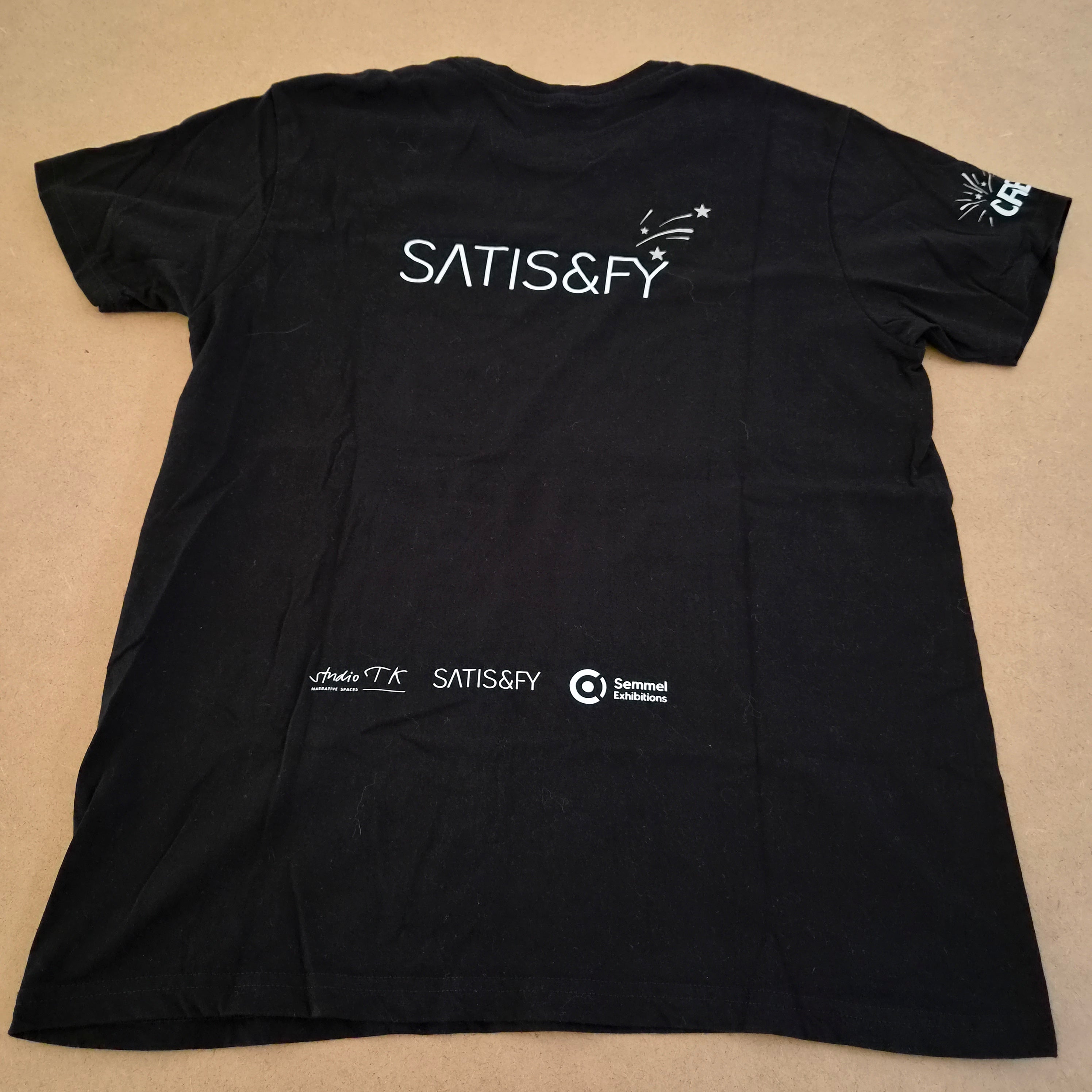 T-Shirt Collector "Disney 100: The Exhibition" – Officiel CREW – Taille M