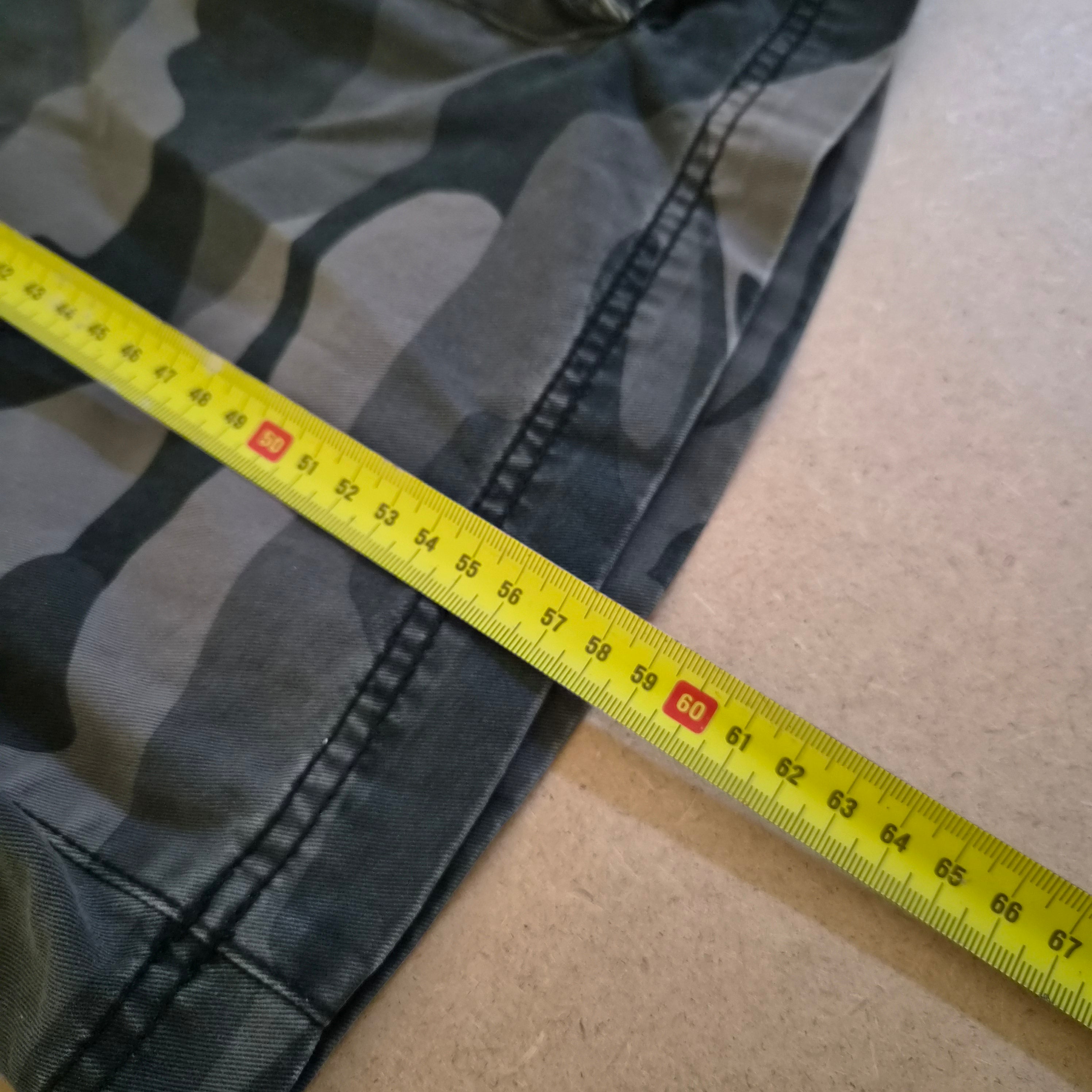 Short Cargo Camouflage Urbain "True Nation" – Style Streetwear / Y2K – Taille 42 (XXL/3XL)