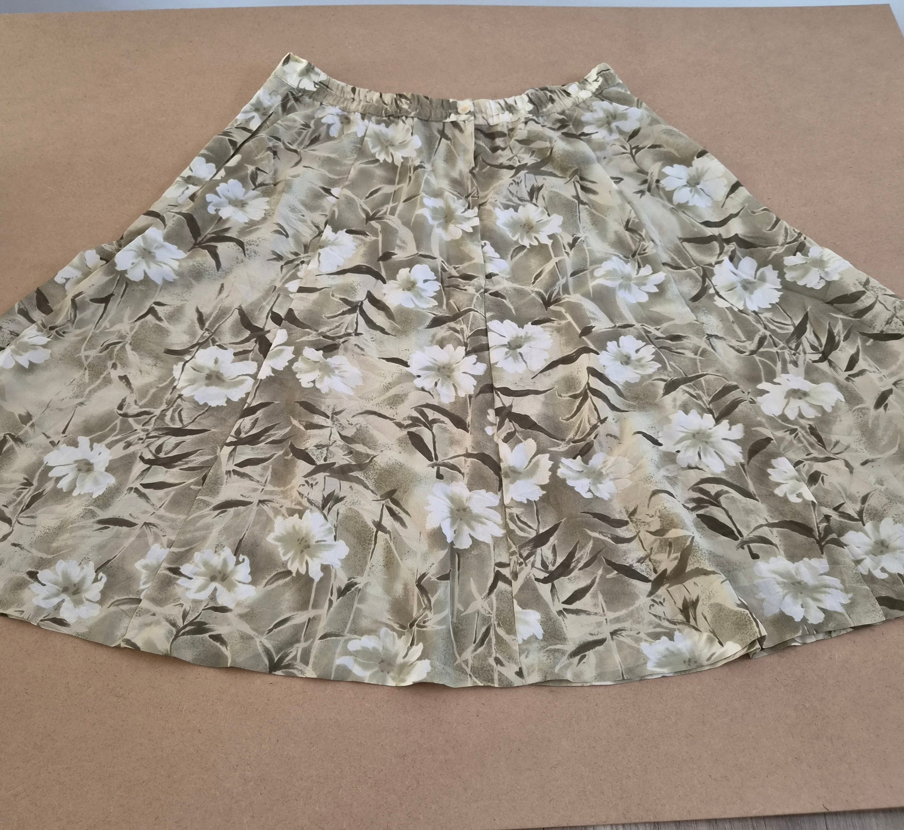 Jupe Mi-Longue Florale Alfred Dunner — Taille 18W FR 50/52