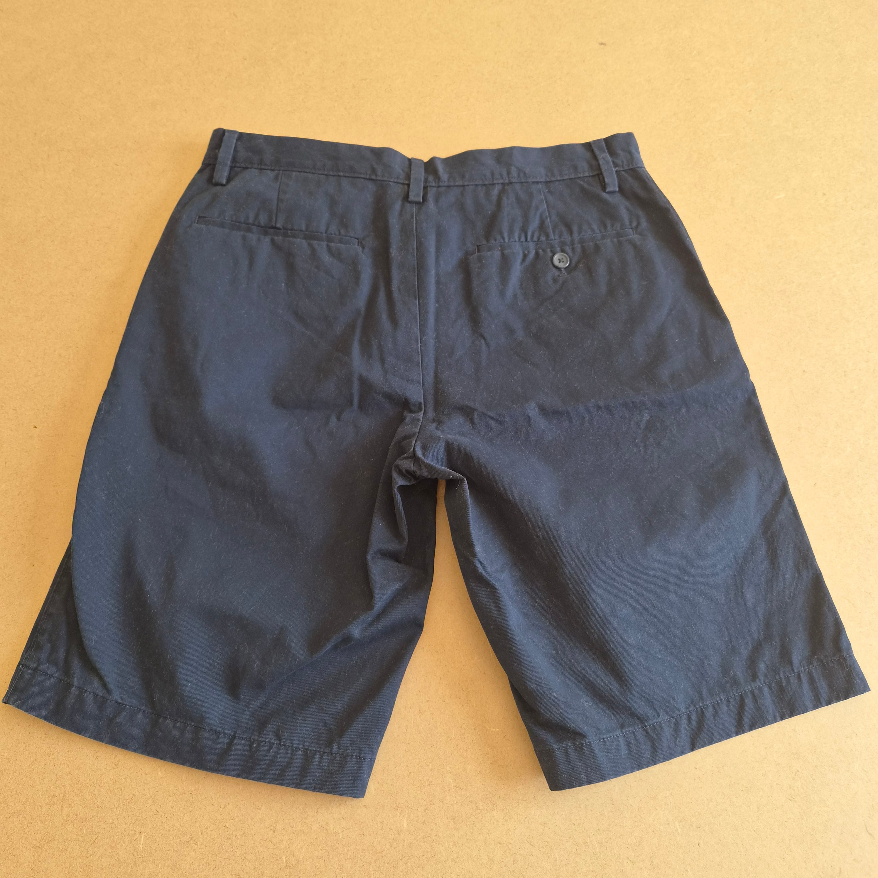 Short Chino Banana Republic "Emerson" – Bleu Marine – Taille 32 (40 FR)