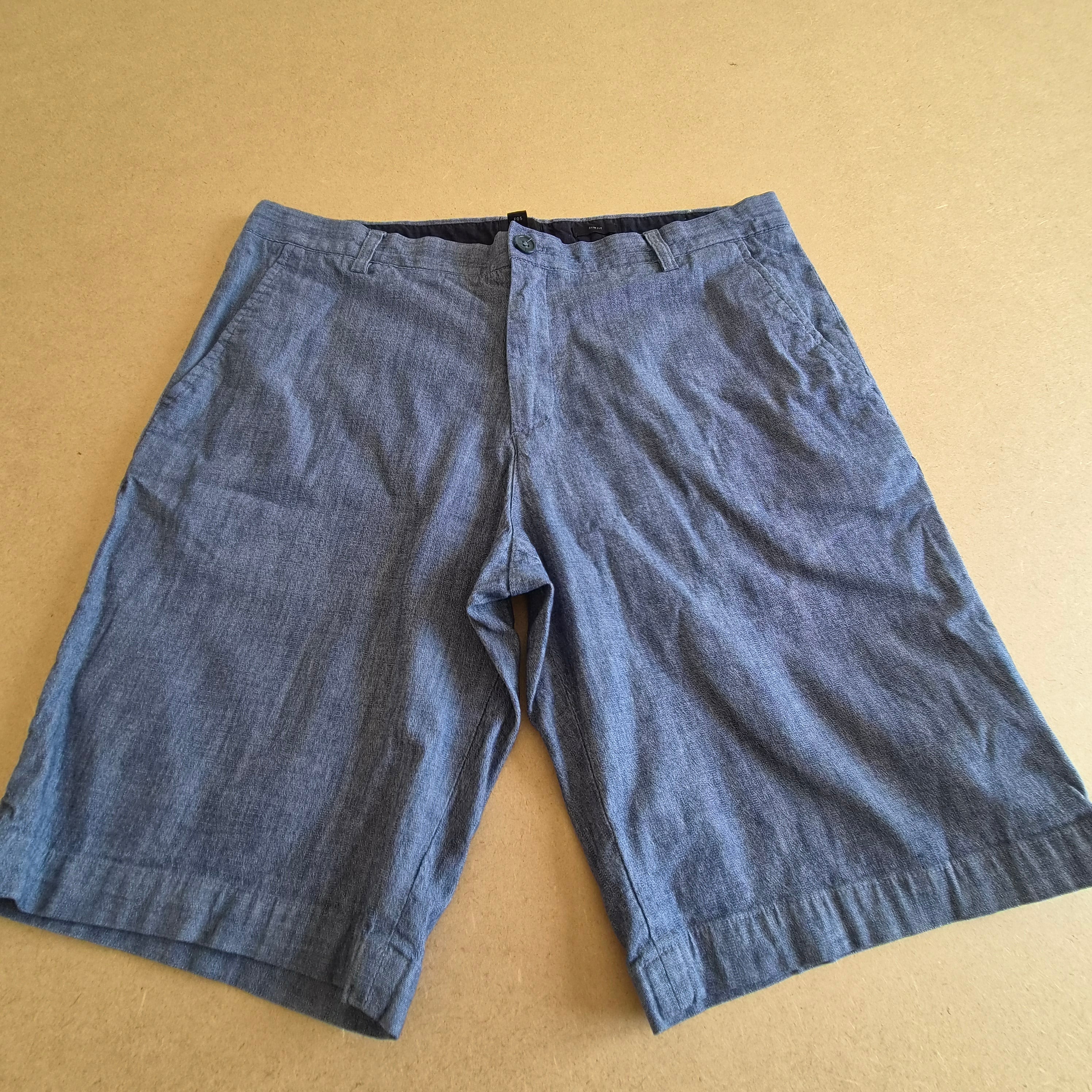 Short Bermuda Chambray H&M Slim Fit — Taille 52 EUR- FR 44/46 — Très bon état