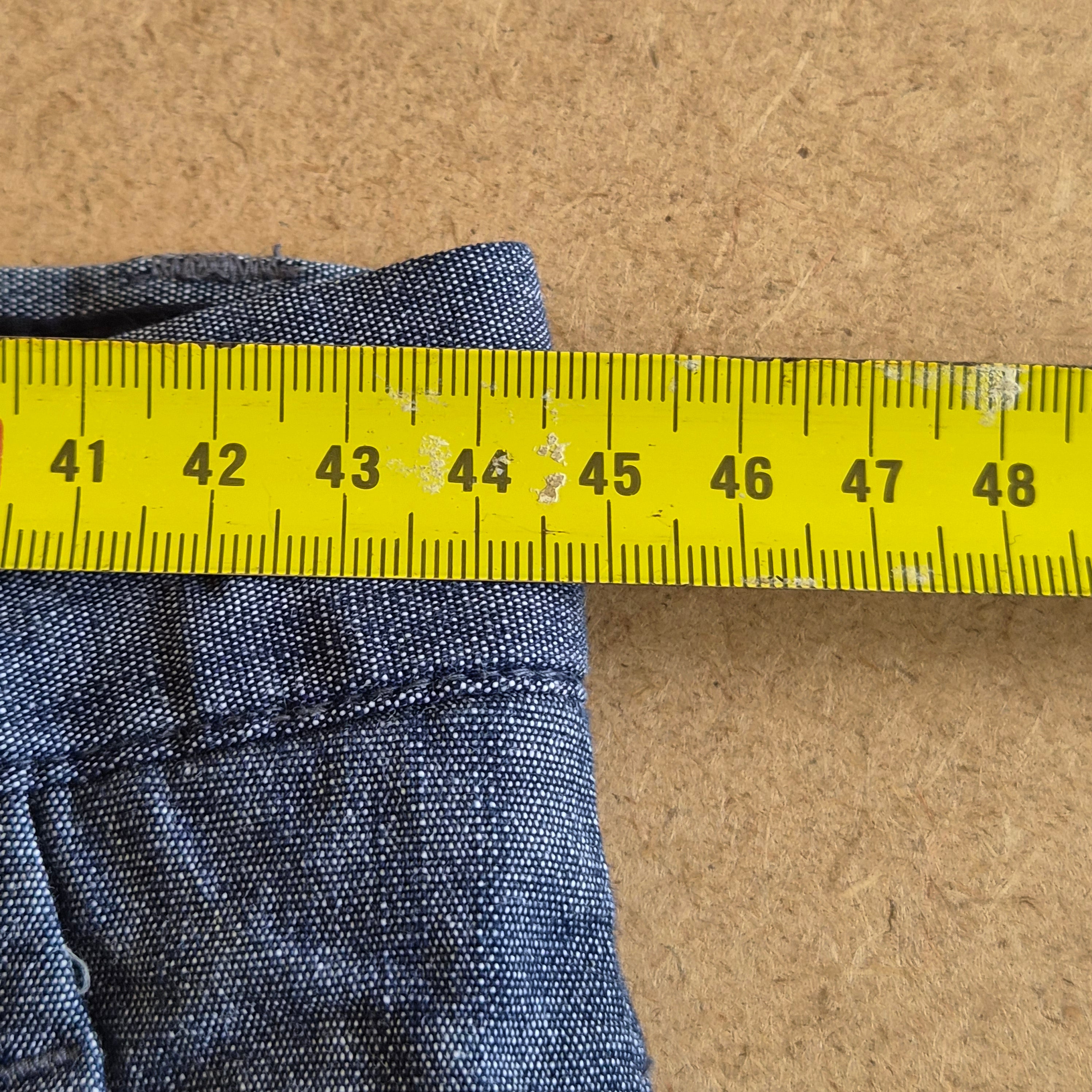 Short Bermuda Chambray H&M Slim Fit — Taille 52 EUR- FR 44/46 — Très bon état