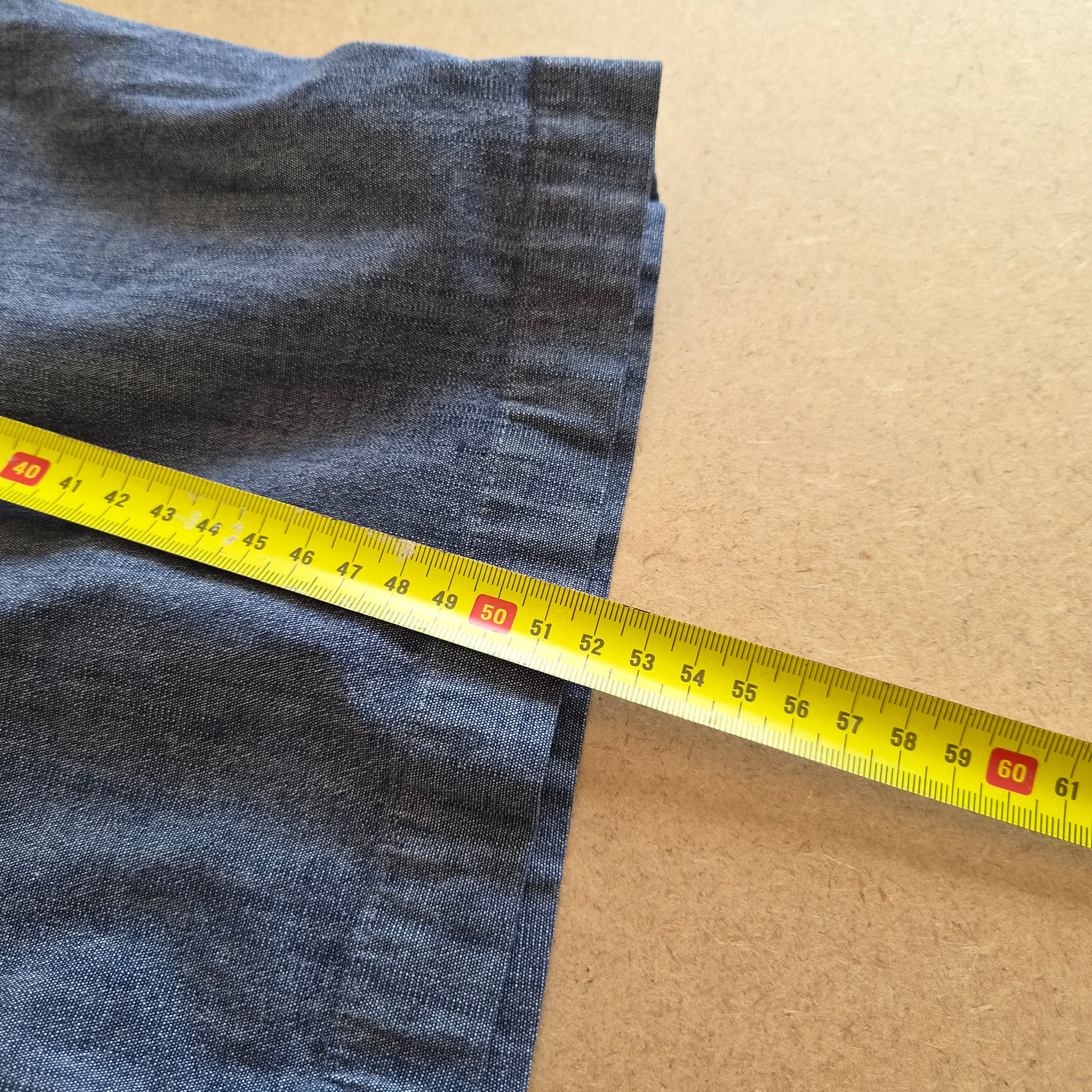 Short Bermuda Chambray H&M Slim Fit — Taille 52 EUR- FR 44/46 — Très bon état