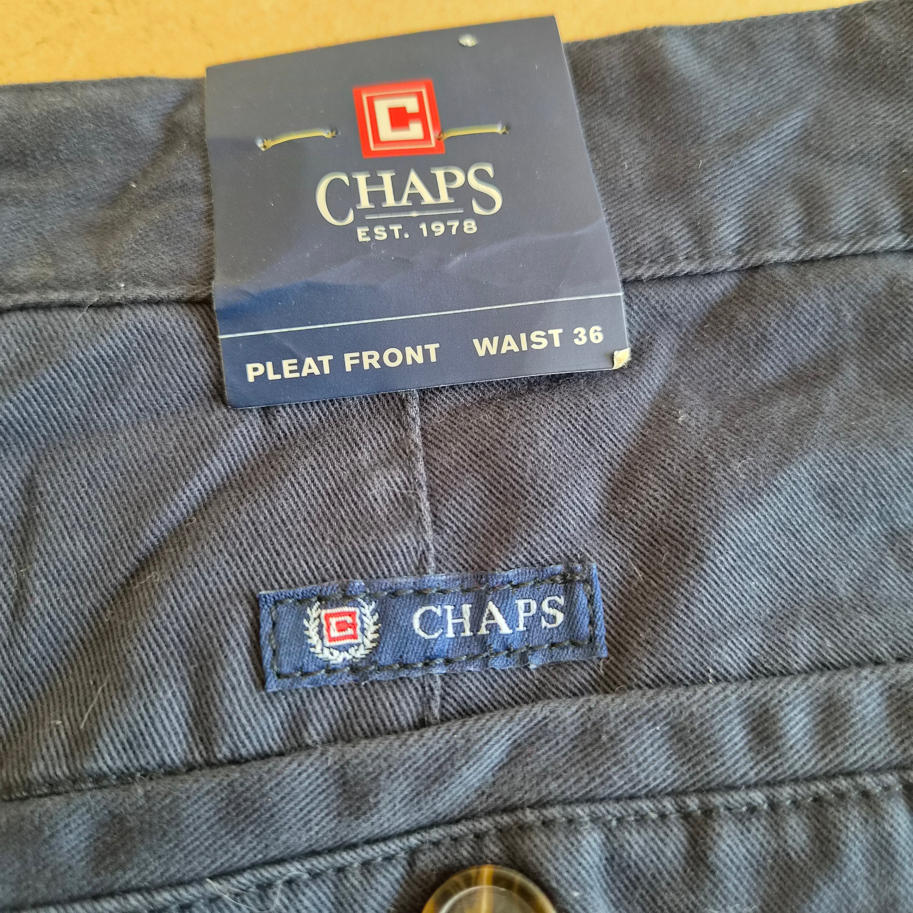 Short Chino Chaps Pleat Front Bleu Marine — Waist 36 FR 46 — NEUF AVEC ÉTIQUETTE