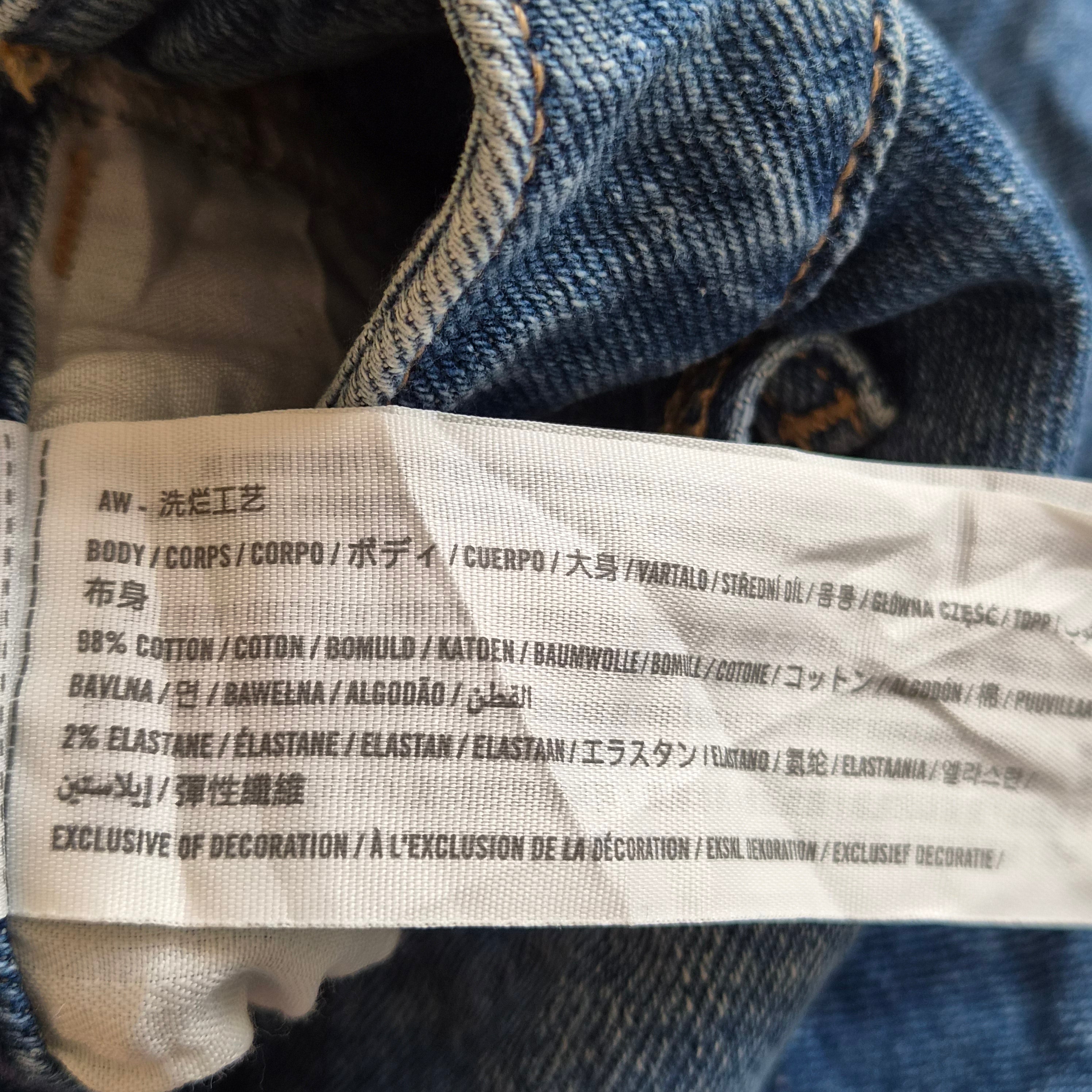 Jean Mom Ultra High-Rise Hollister Vintage Stretch Fleurs Délavées — W26/L27 FR36
