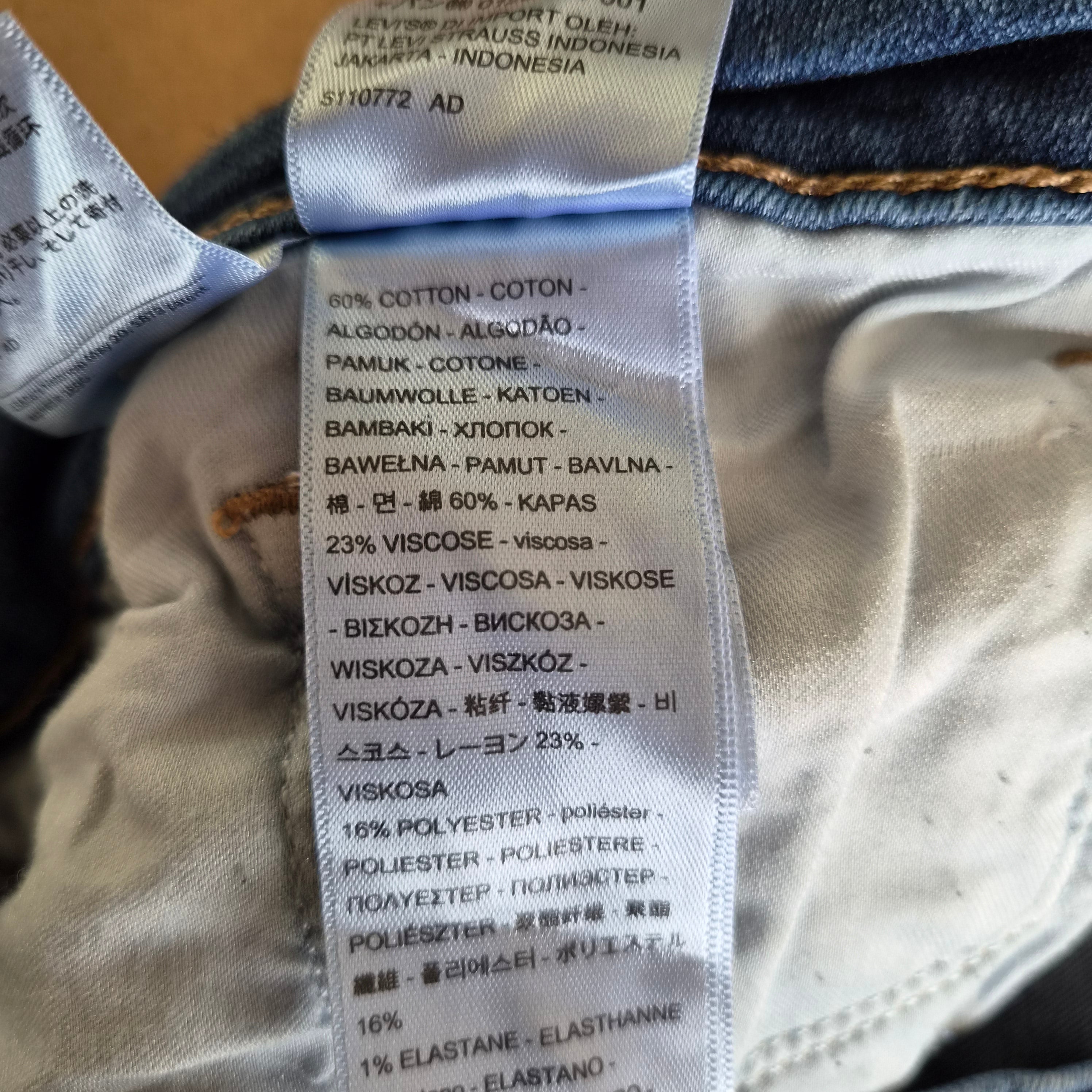 Jean Levi's 311 Shaping Skinny Raw Hem — W31 / FR 40-42 — Très bon état