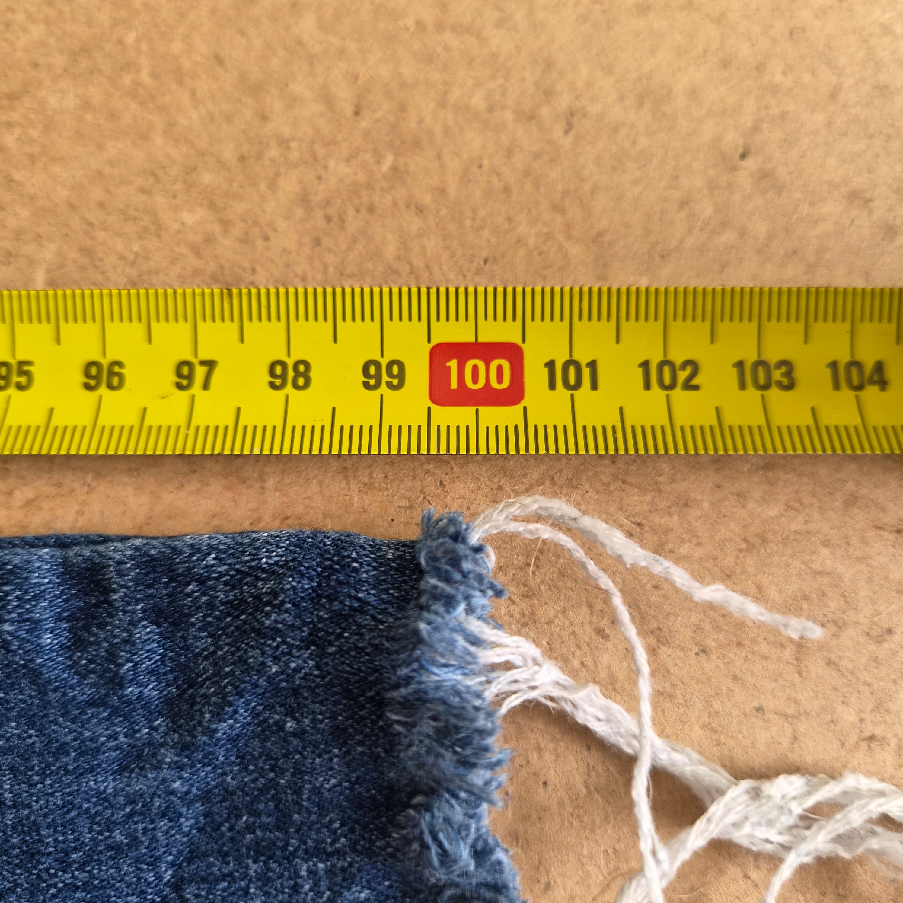 Jean Levi's 311 Shaping Skinny Raw Hem — W31 / FR 40-42 — Très bon état