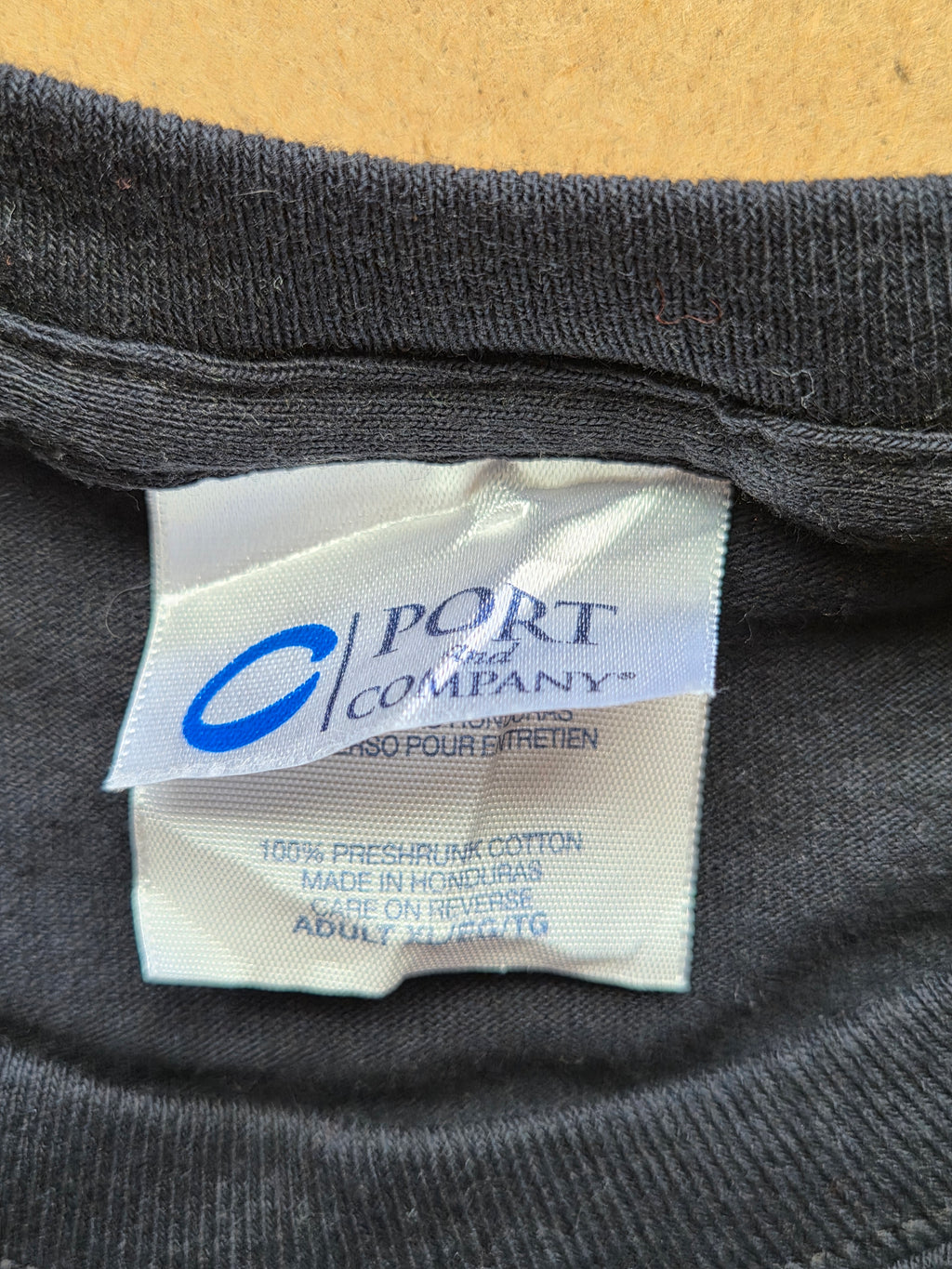 T-shirt Port & Company Gaston College 50 Years of Excellence 1964-2014 Noir — 100% Coton — XL — Très bon état