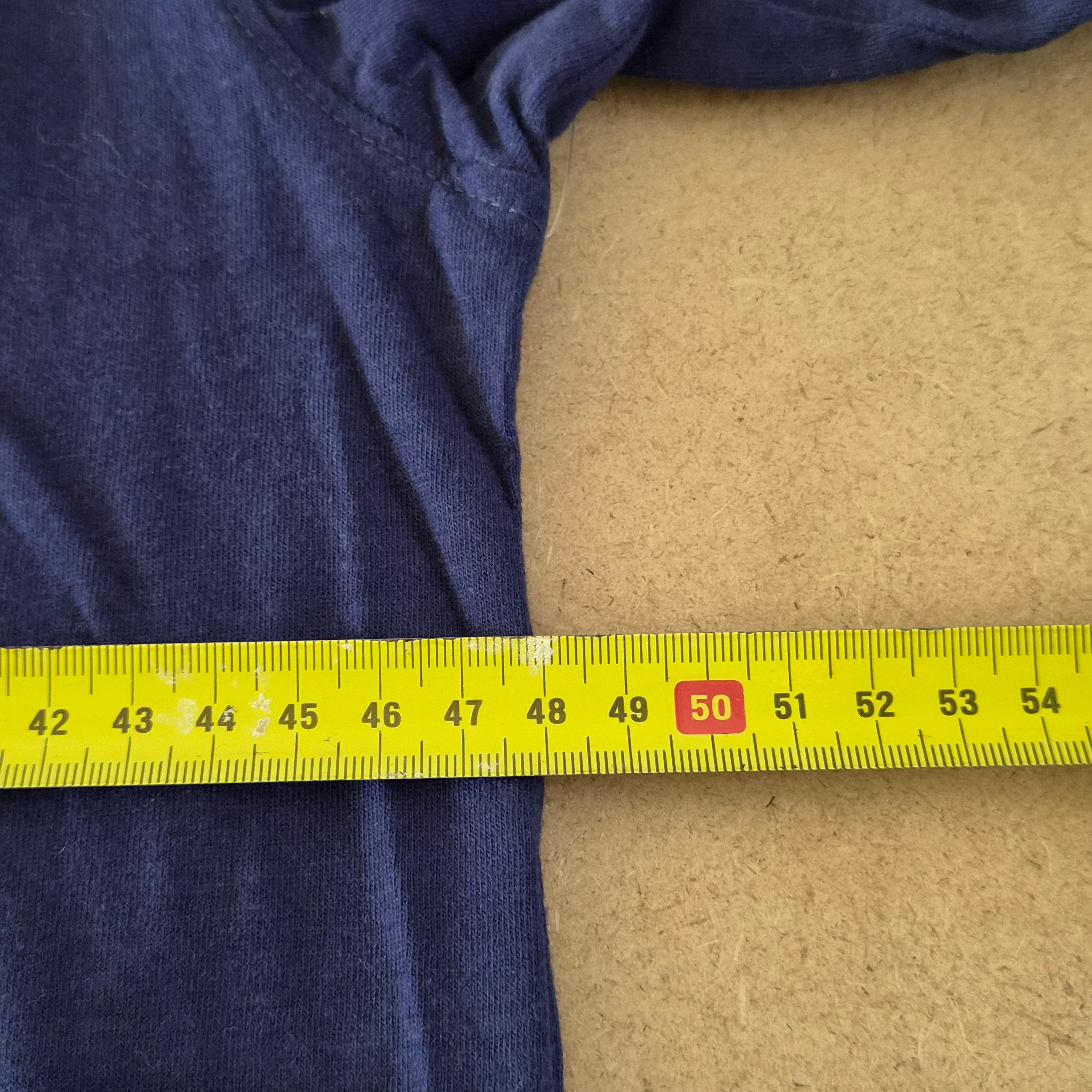 T-shirt BCG Fantasy Football Legend Bleu Marine — 100% Coton Made in El Salvador — M — Très bon état