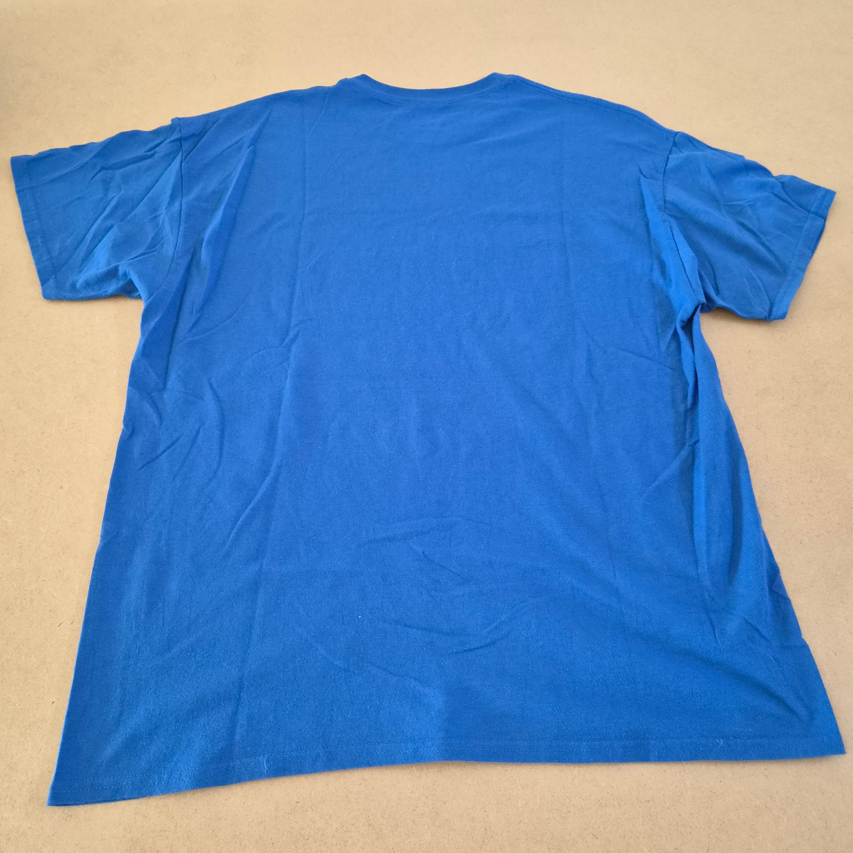 T-shirt Gildan DryBlend Believe There Is Good In The World Bleu Roi — Northern Middle School — XL — Très bon état