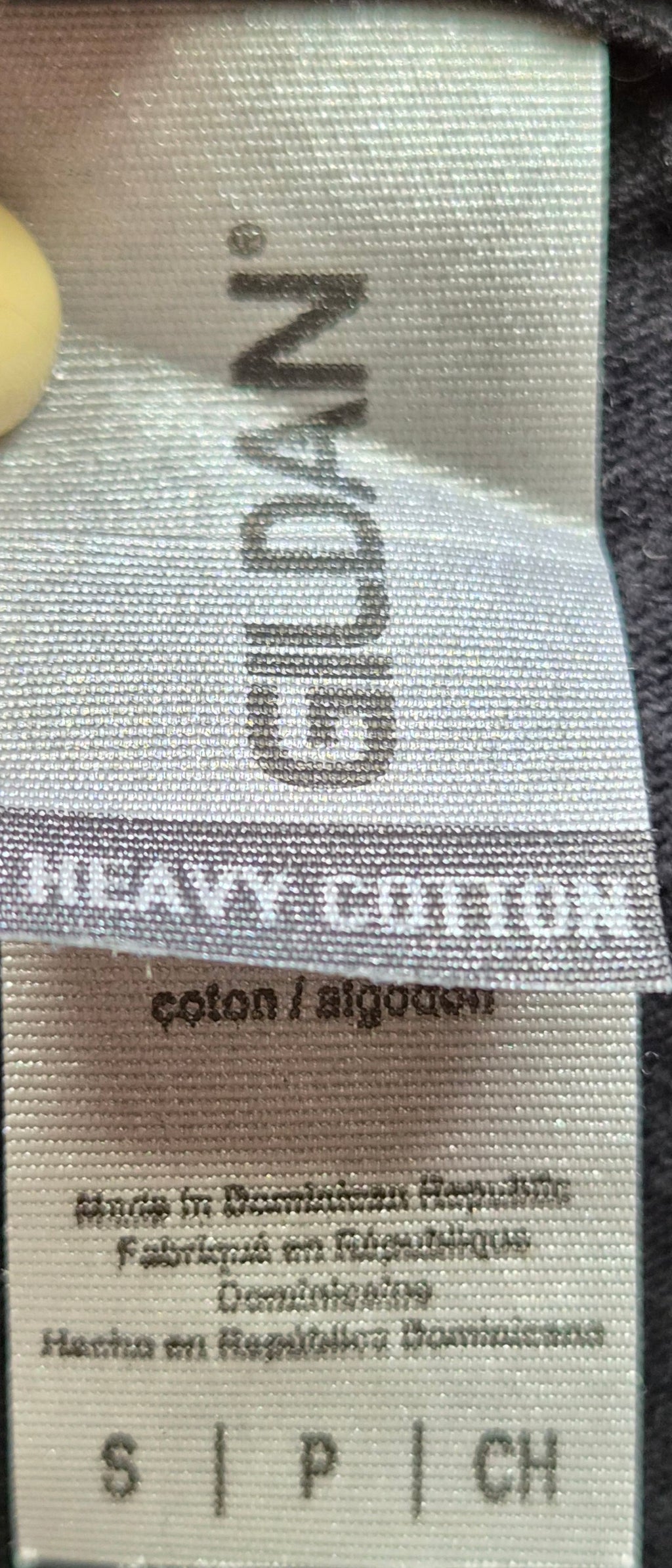 Étiquette Gildan Heavy Cotton - Taille S - République Dominicaine