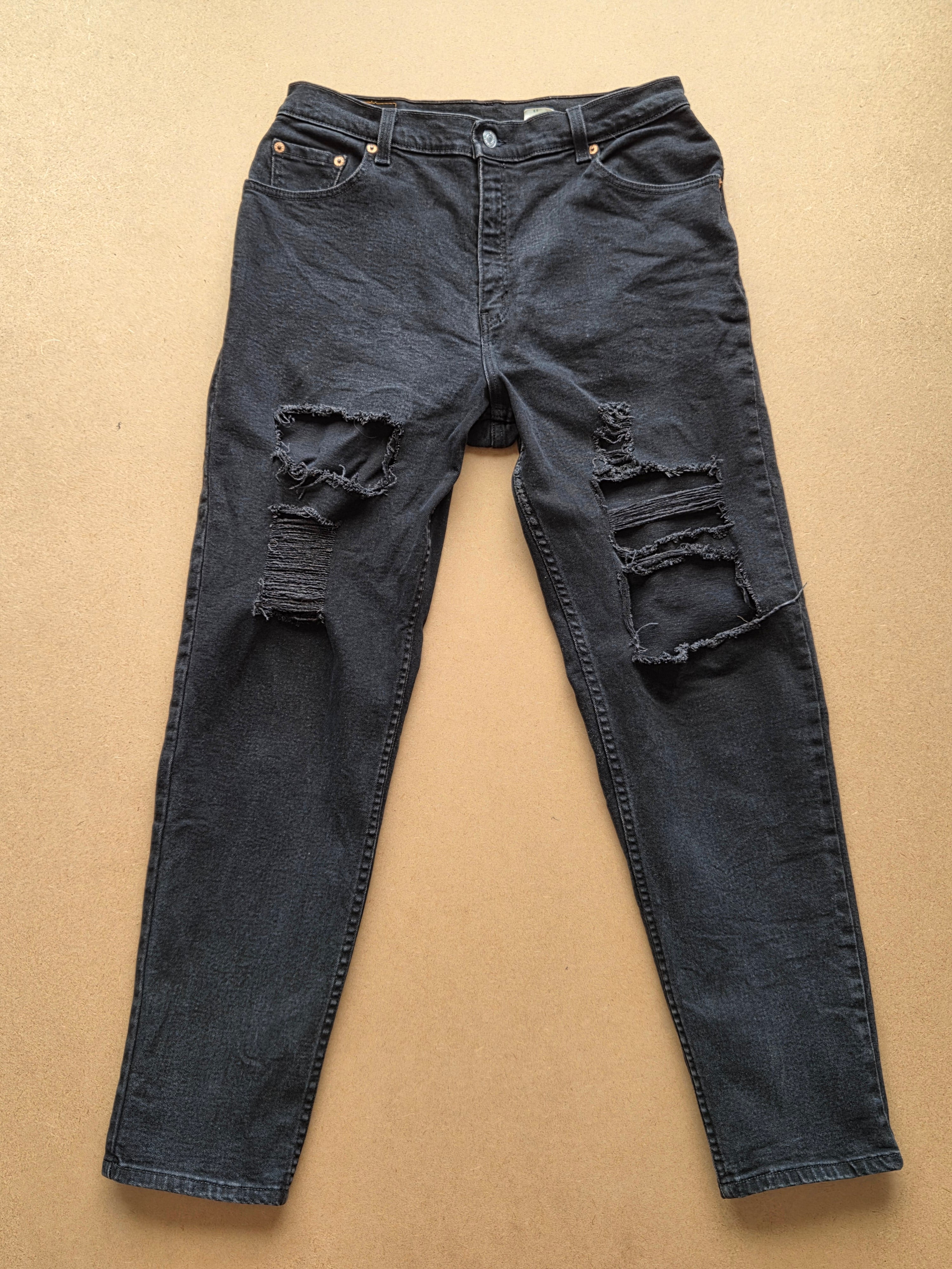 Jean Levi's 550 Vintage Noir Déchiré – Coupe Relaxed Tapered - Taille 40/42