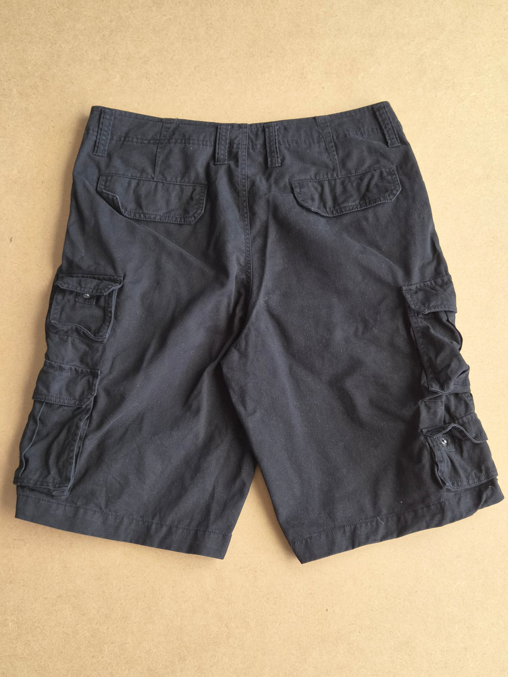 Short cargo No Boundaries noir - vue de dos