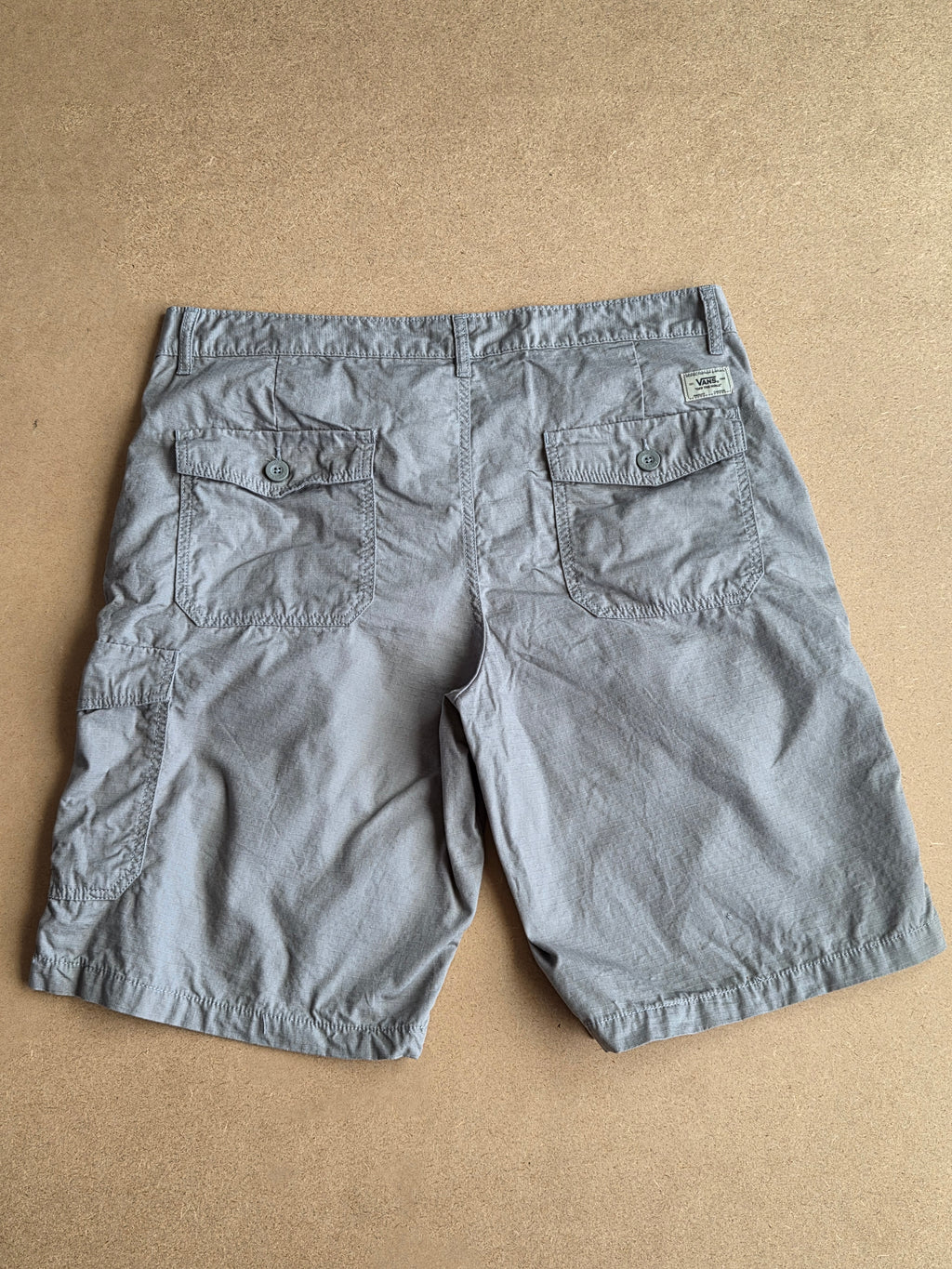 Short cargo Vans gris - étiquette composition