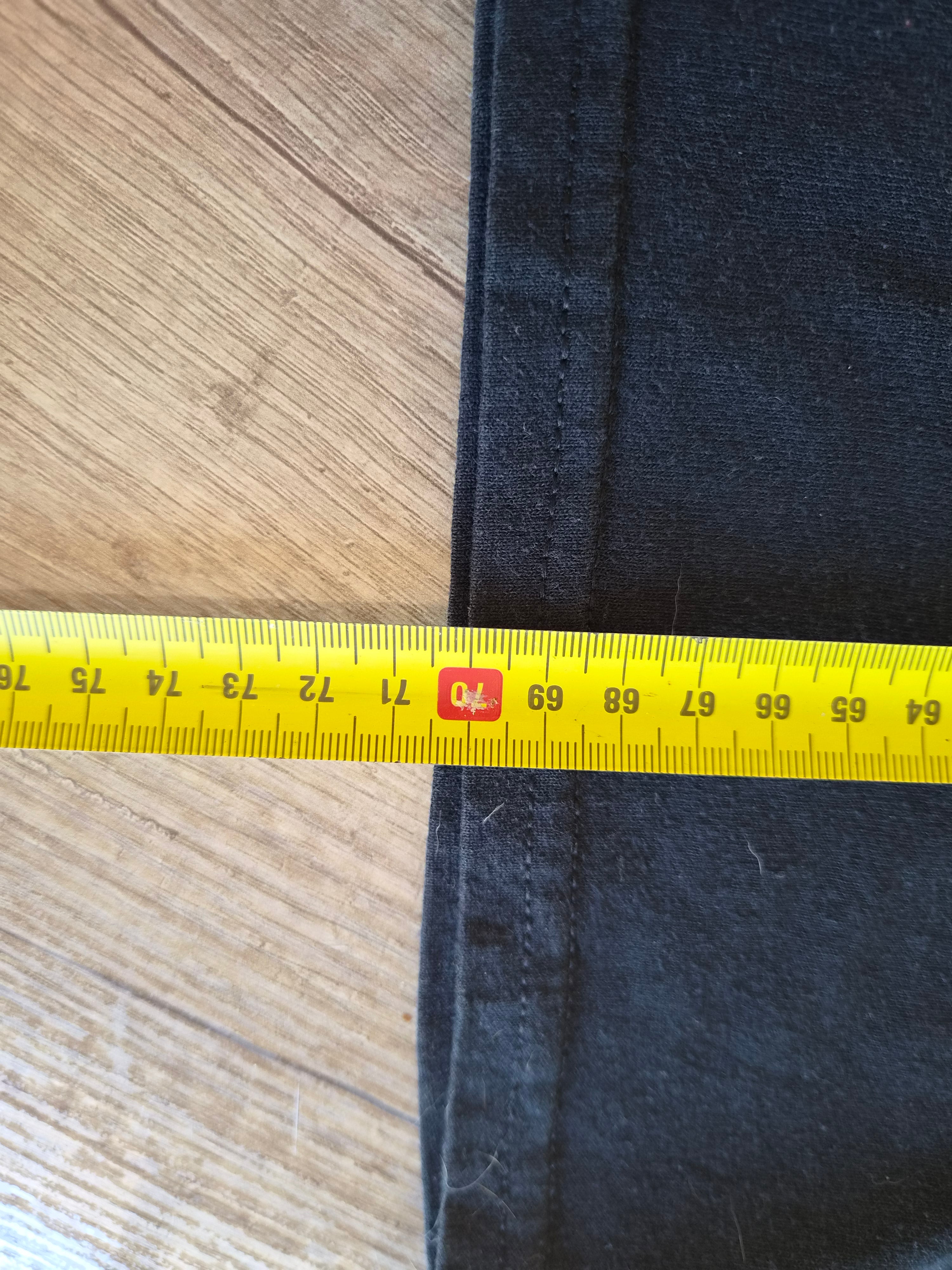 T-shirt - mesure largeur ~50 cm