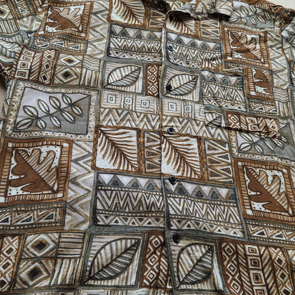 Chemise Hawaïenne Vintage Natural Issue - Motif Tiki Tribal Polynésien - Rayon - M
