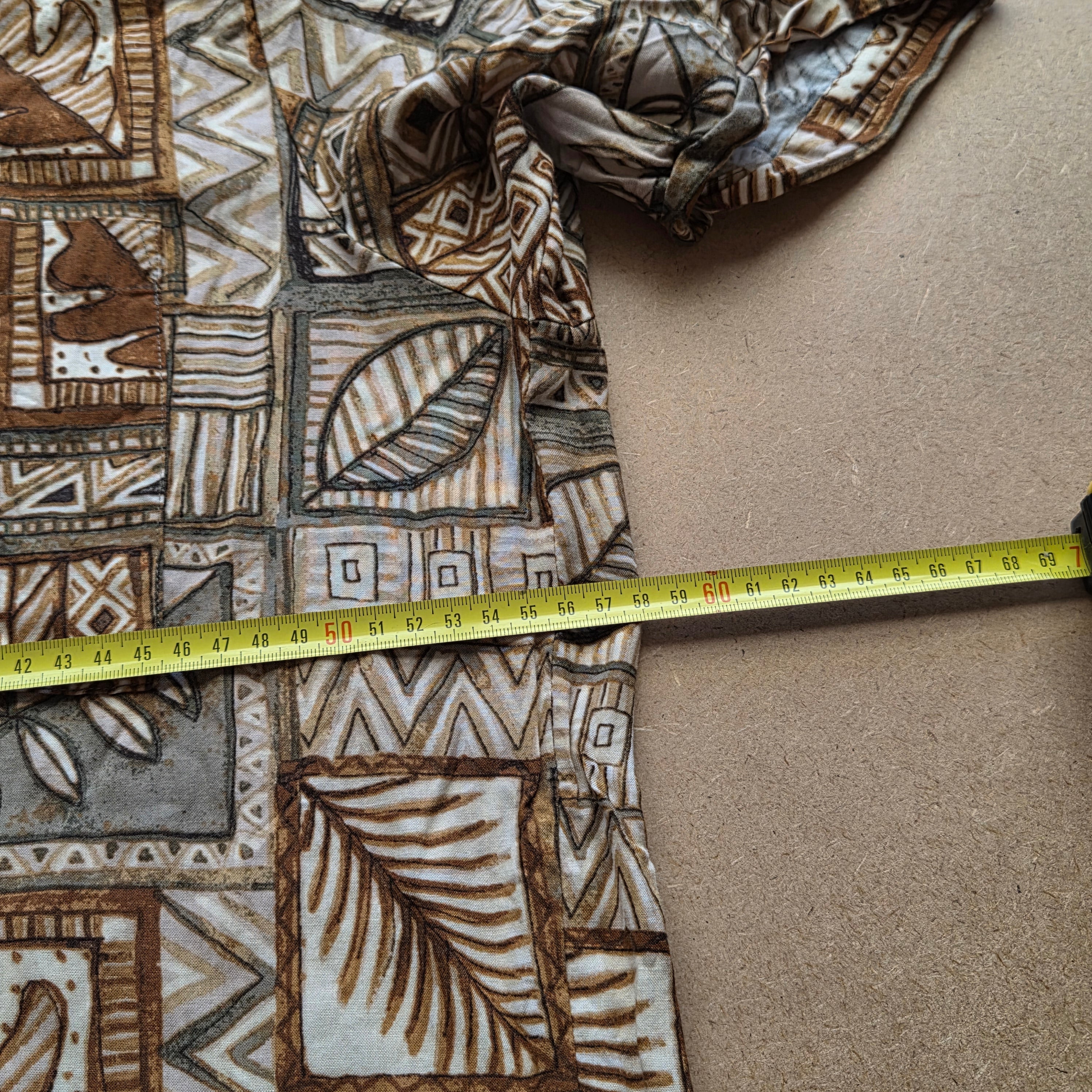 Chemise Hawaïenne Vintage Natural Issue - Motif Tiki Tribal Polynésien - Rayon - M