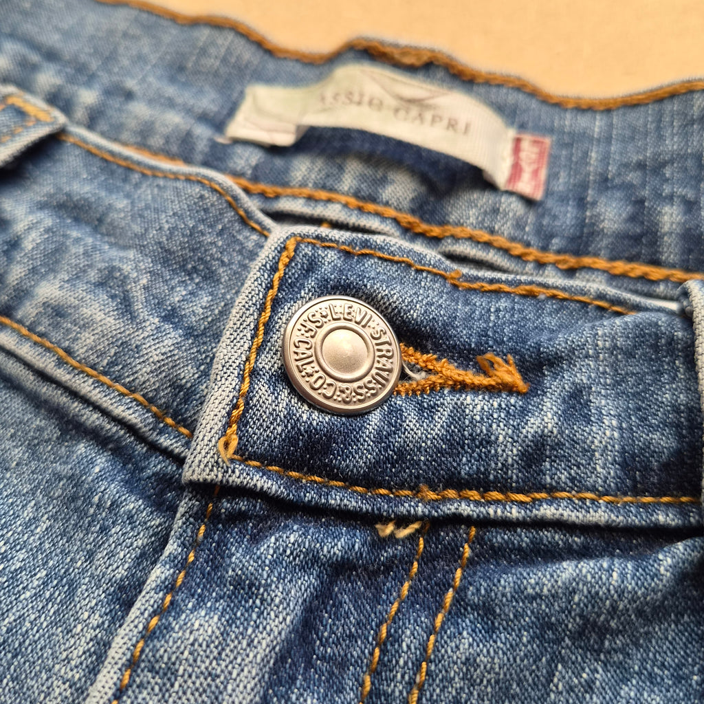 Pantacourt Levi’s femme en jean bleu – taille 38