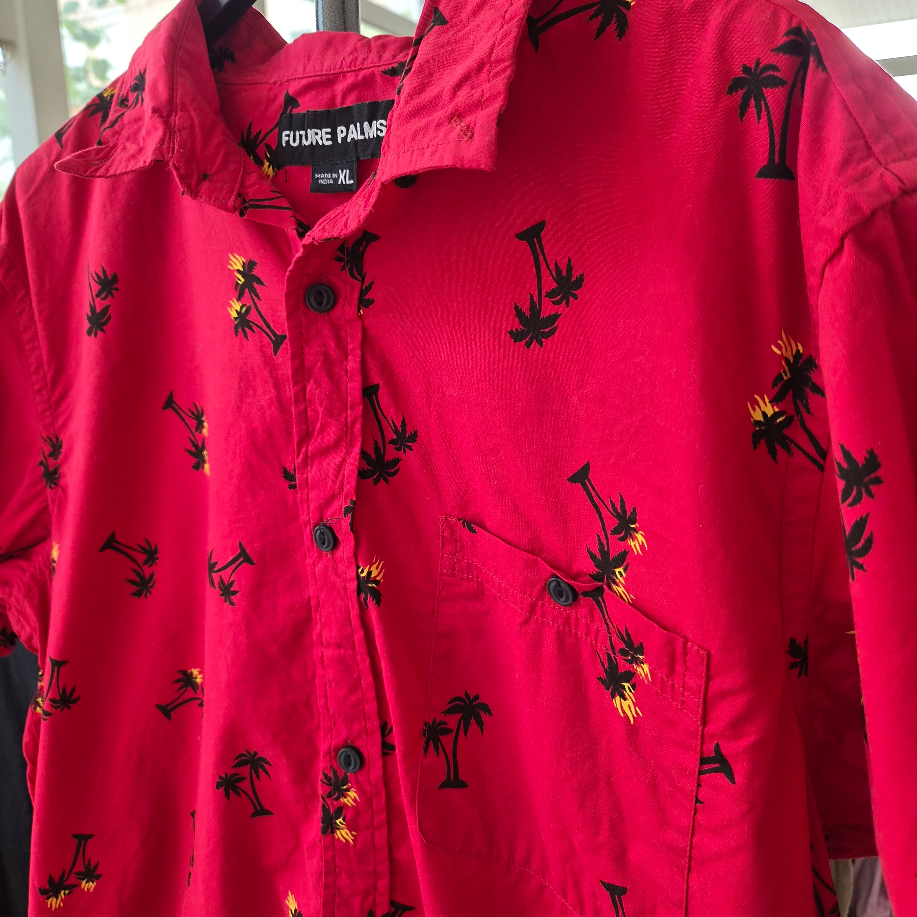 Chemise hawaïenne Future Palms rouge à motifs palmiers – XL