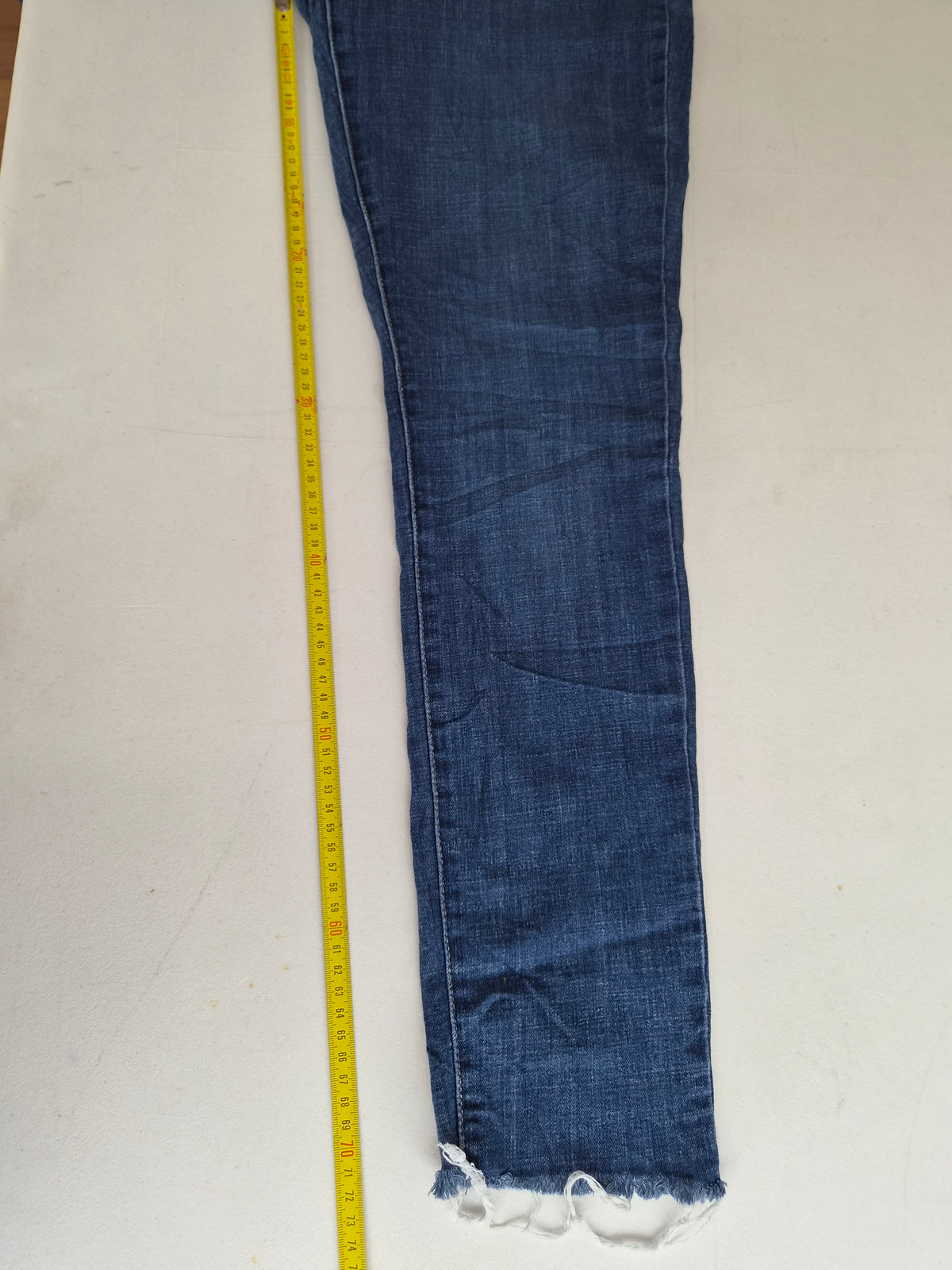 Mesure de l'entrejambe du jean Levi's 311 Shaping Skinny bleu