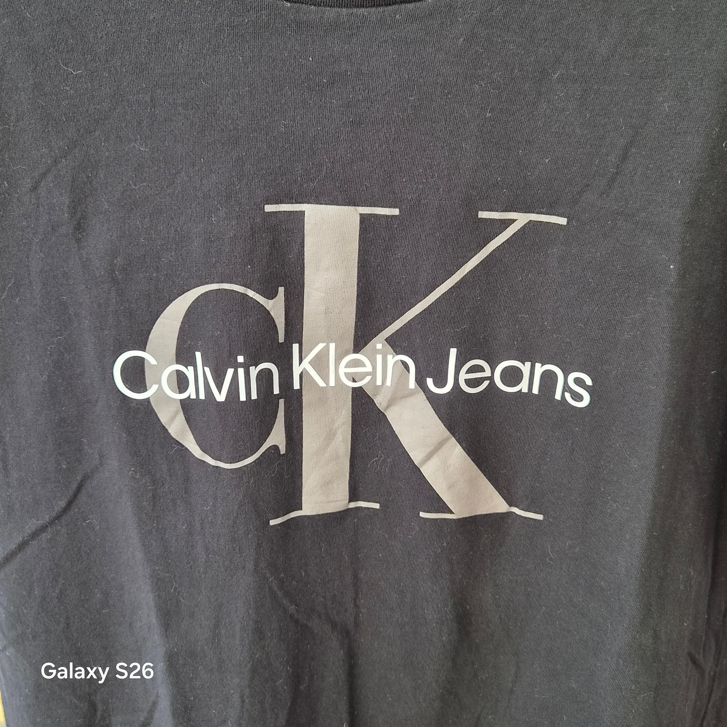 T-shirt Calvin Klein Jeans CK noir taille S