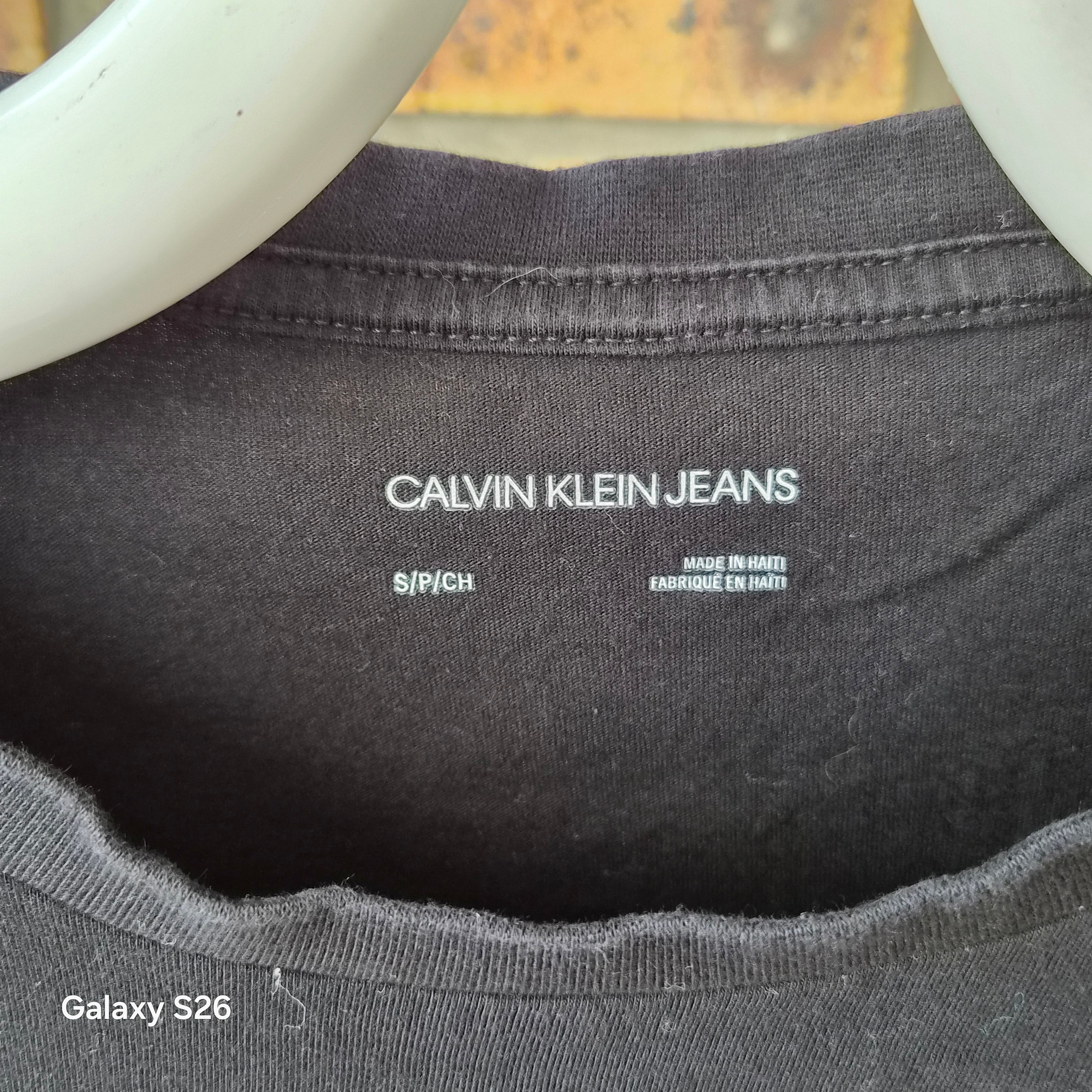 T-shirt Calvin Klein Jeans CK noir taille S