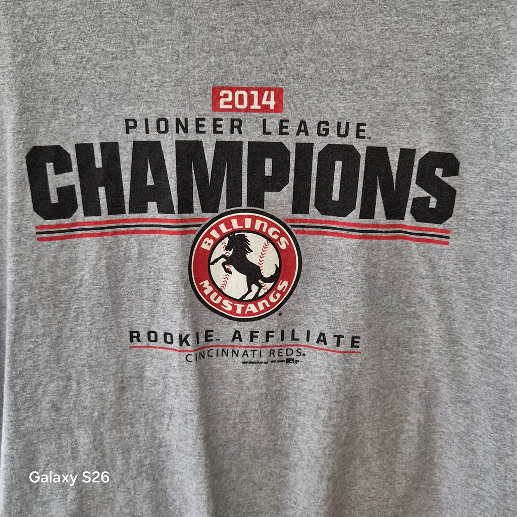 T-shirt Gildan Billings Mustangs Champions 2014 gris 2XL