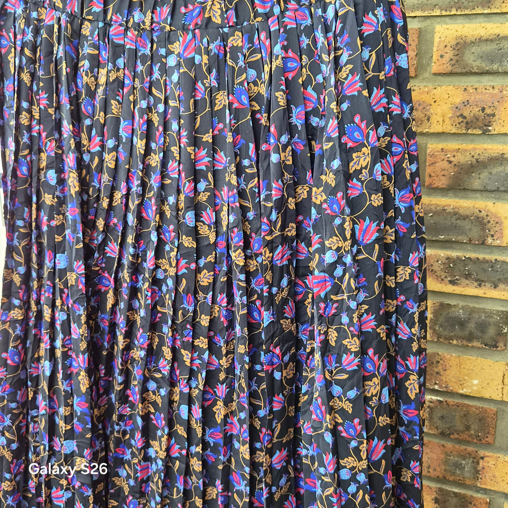 Jupe longue plissée Banana Republic fleurie taille M