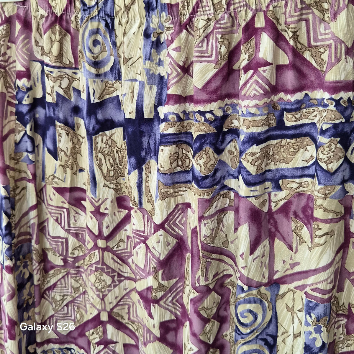 Jupe longue imprimée mauve et écru Made in Canada