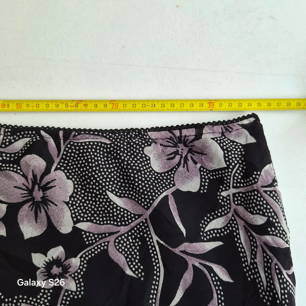 Jupe longue Lynn Cantin fleurie noire violet taille 36