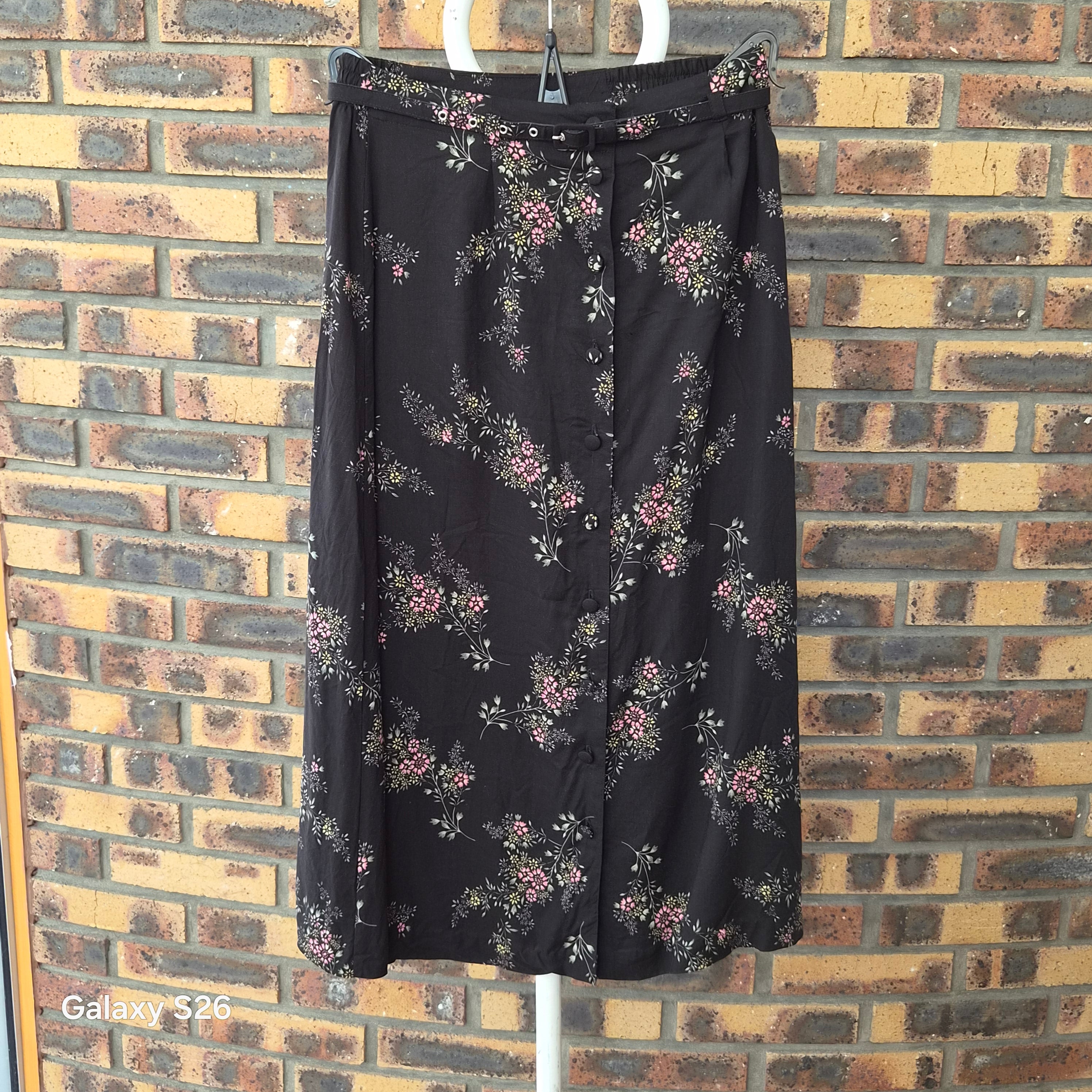 Jupe midi vintage Sage Harbor fleurie noire taille S