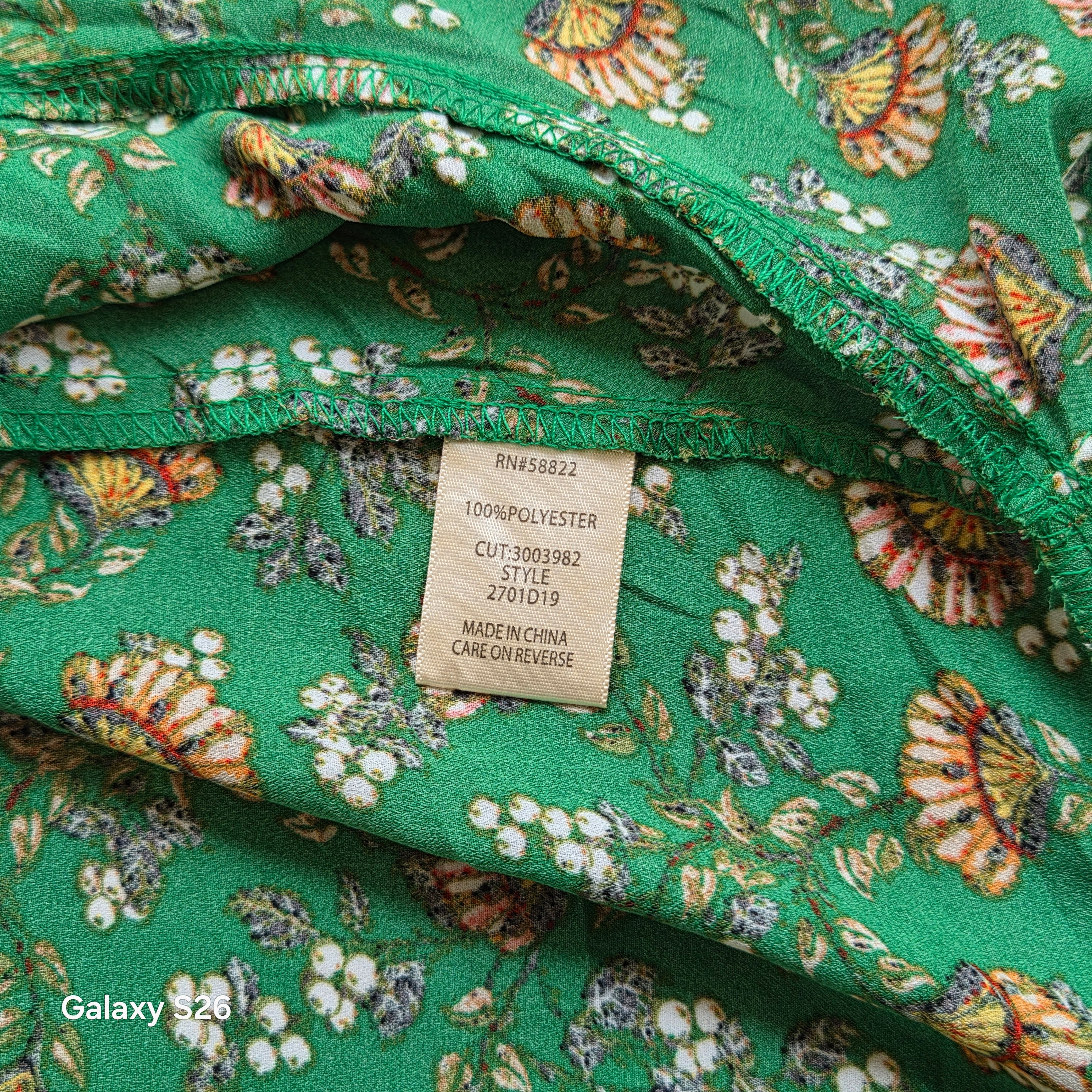 Jupe midi Max Studio verte à fleurs volantée taille M