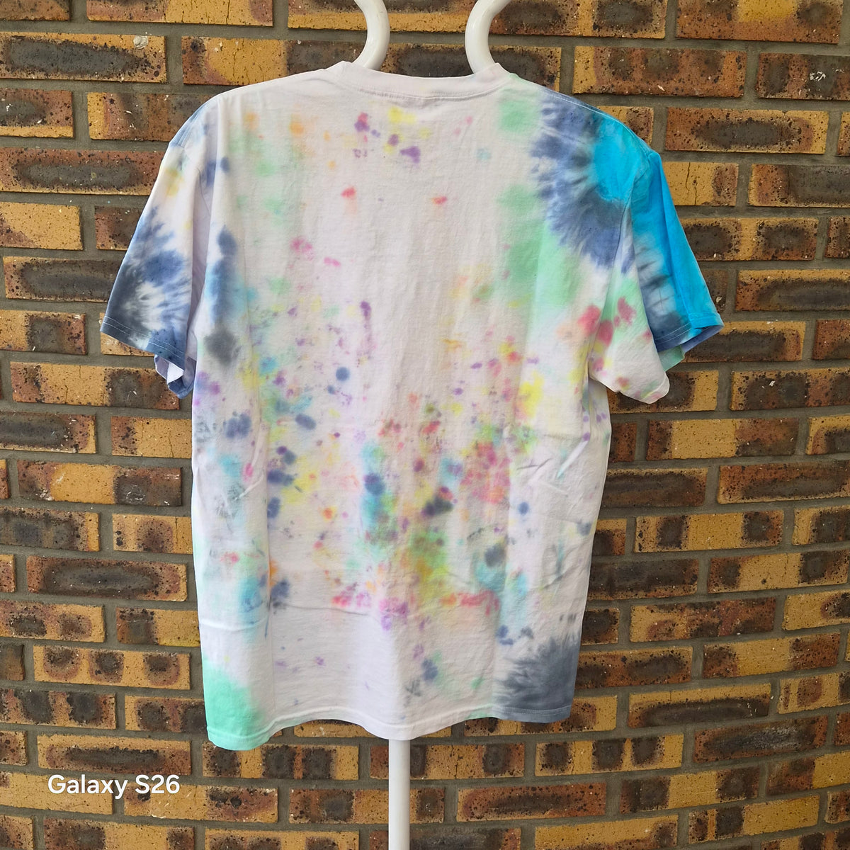 T-shirt Arcadia Lodge Big Turtle Lake Minnesota tie-dye – L