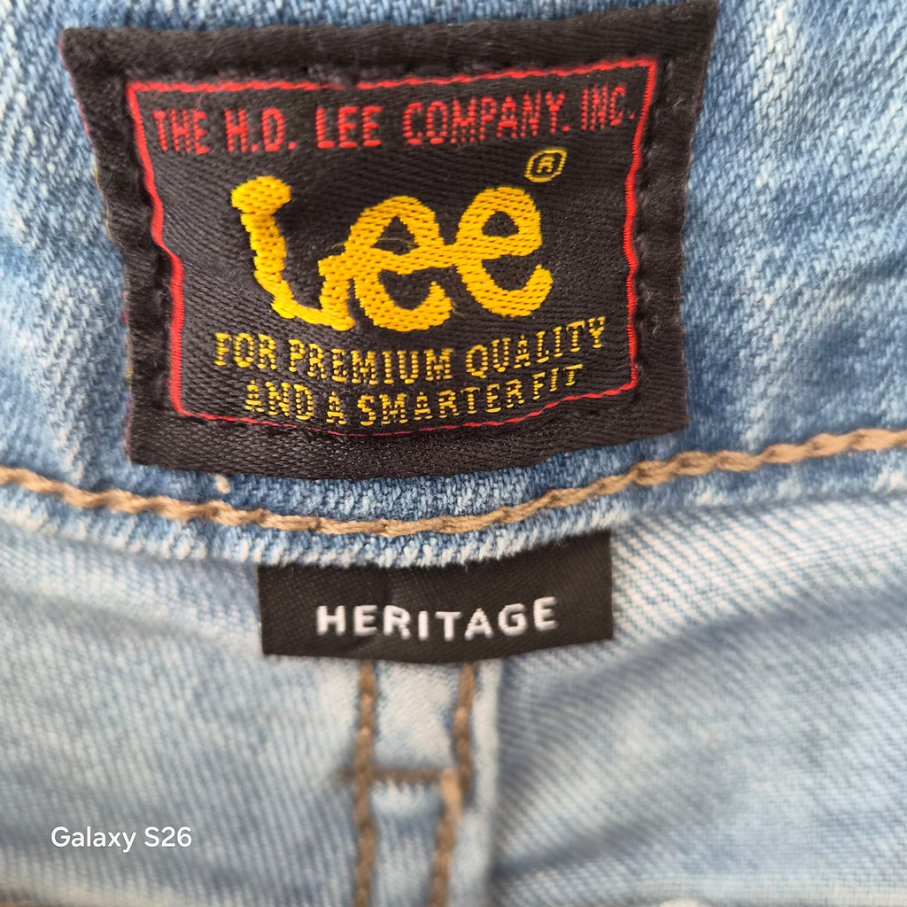 Étiquette Lee Heritage à l'intérieur du jean femme