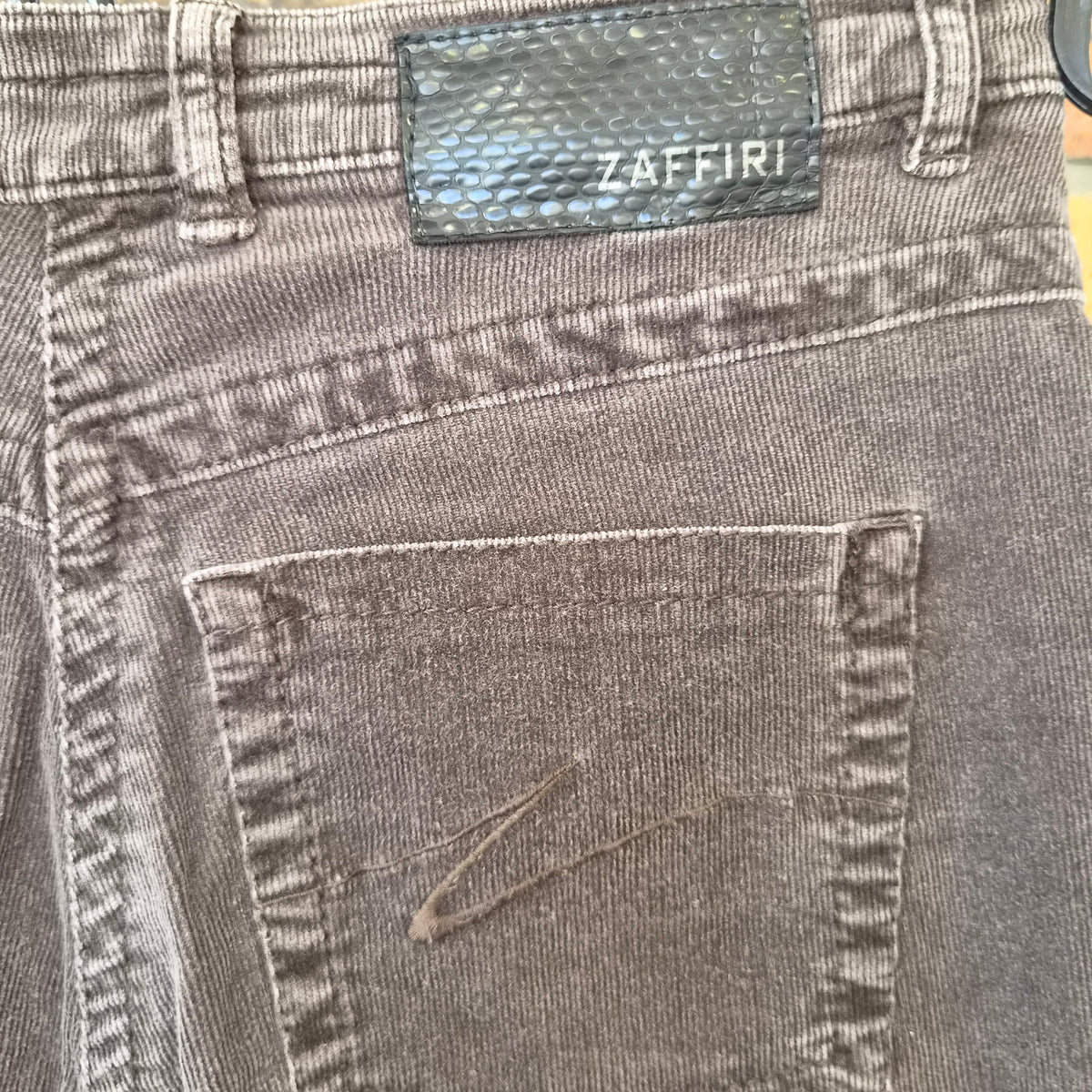 Pantalon Zaffiri velours côtelé marron – T.36