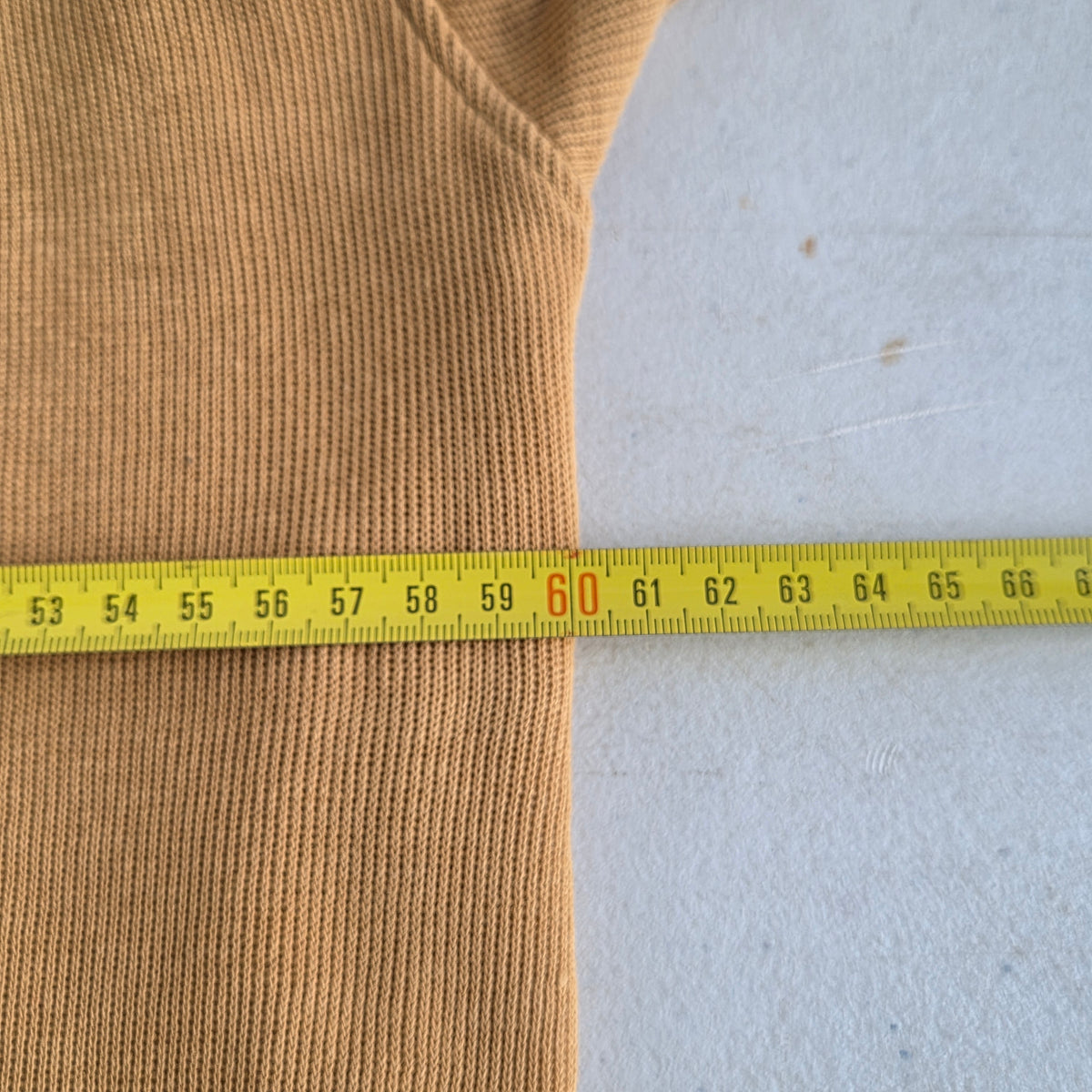 Pull Geoffrey Beene beige camel en coton, mesure de la manche