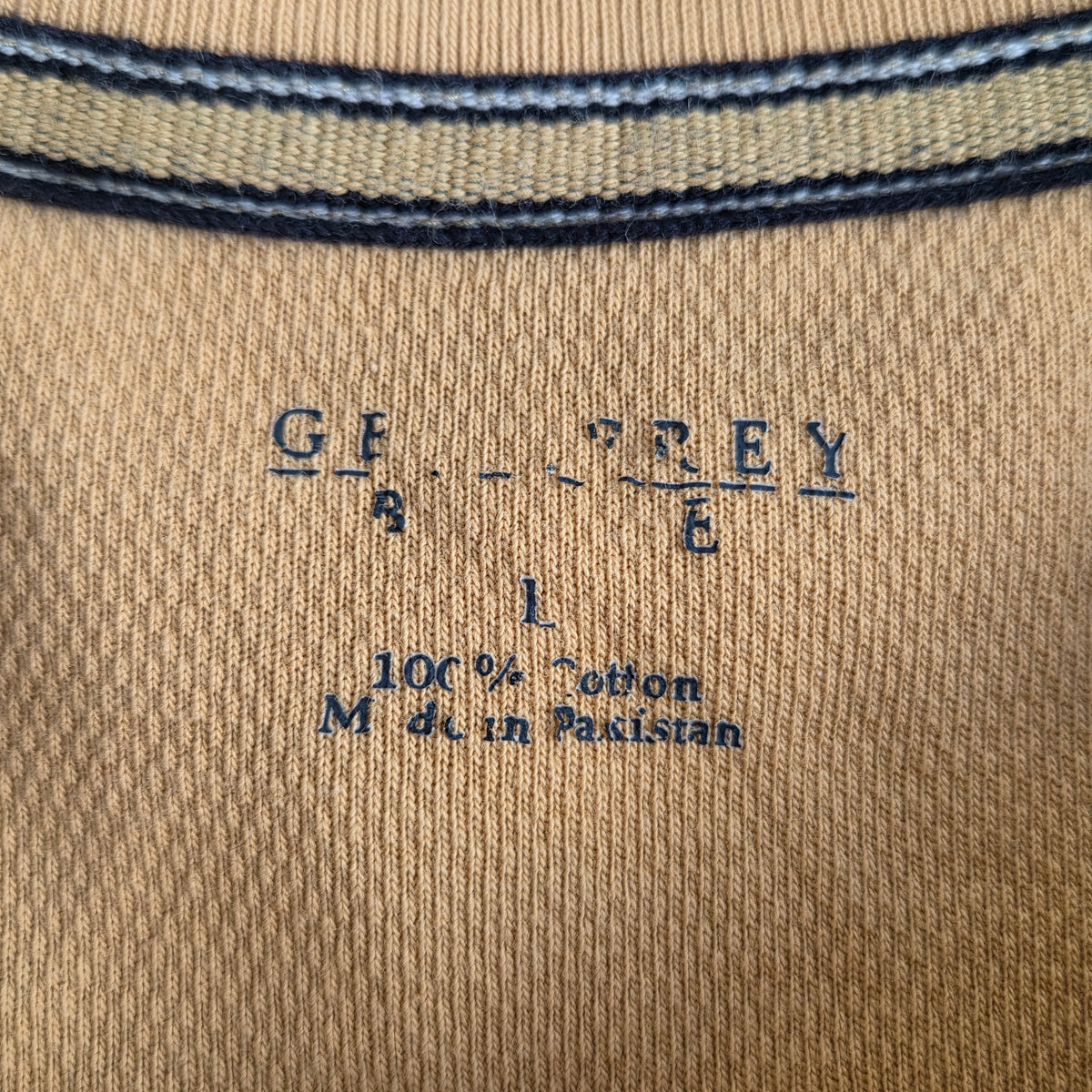 Pull Geoffrey Beene beige camel en coton, mesure à plat
