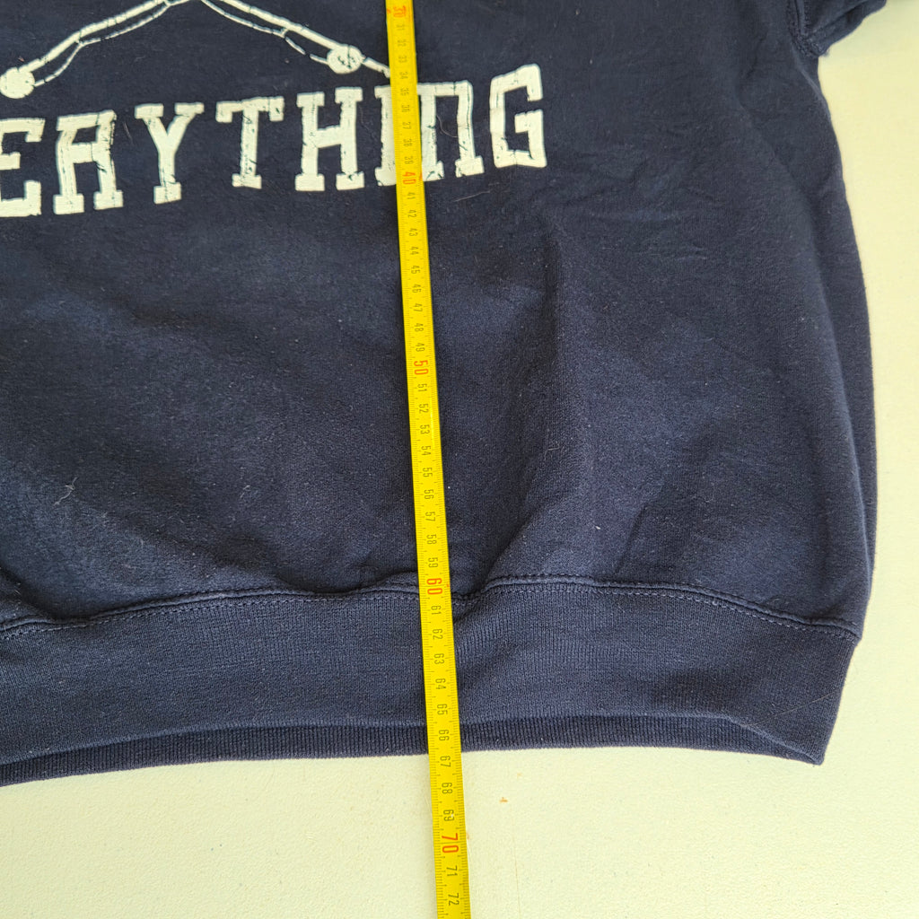 Sweat vintage Fishing Is Everything – Authentic Classics – L