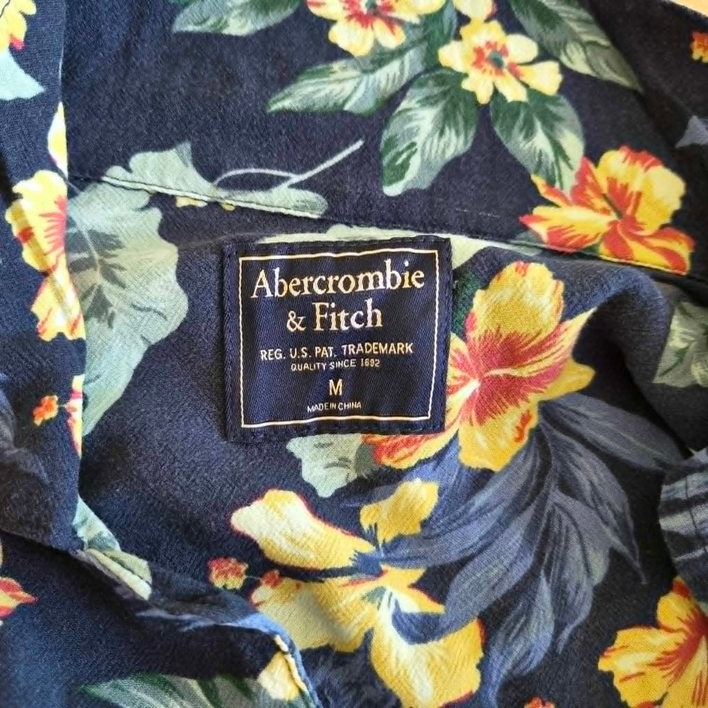 Chemise Hawaïenne Abercrombie & Fitch Bleu Marine Floral — M — 100% Viscose — Très bon état